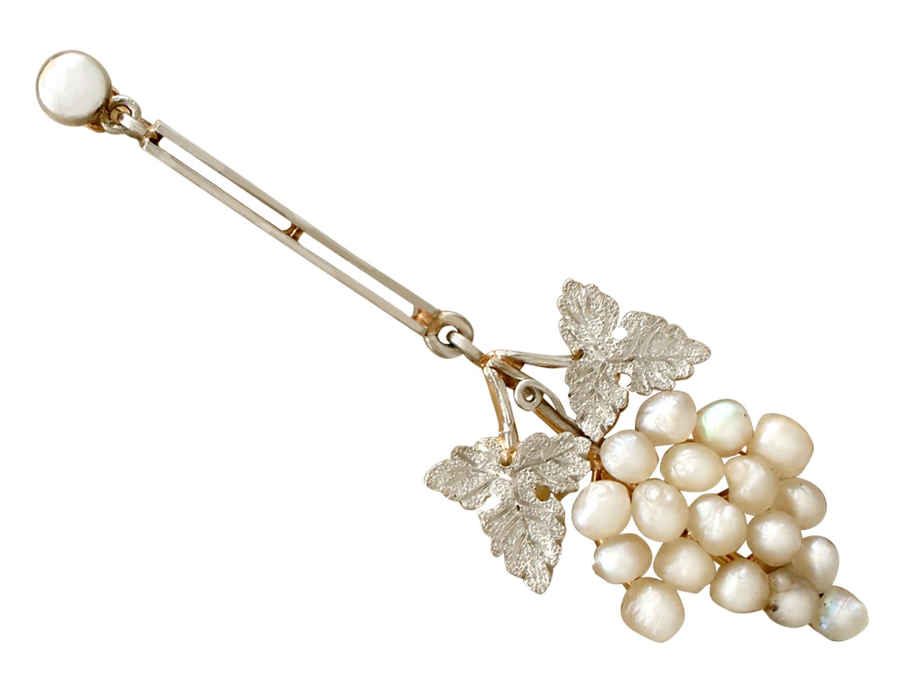 Antike Platin-gesetzte Tropfen-Ohrringe mit viktorianischer natürlicher Perle und Gelbgold (Rundschliff) im Angebot