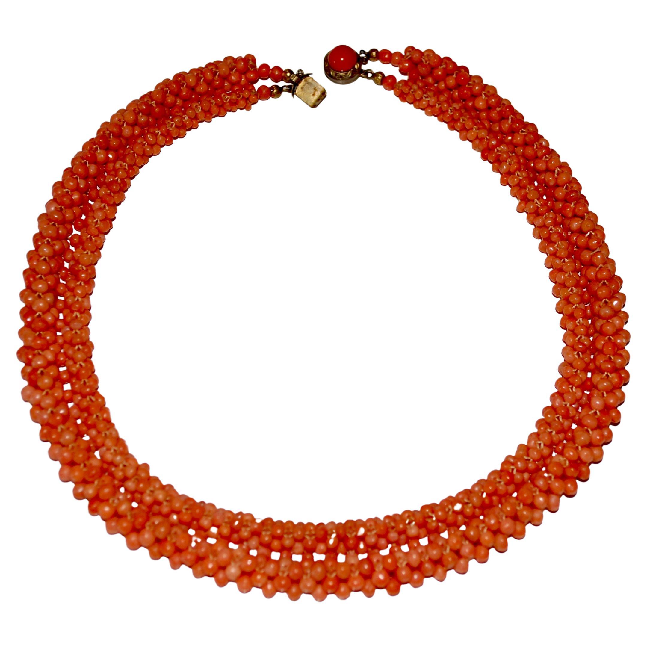 Collier ras du cou victorien ancien en corail naturel couleur saumon