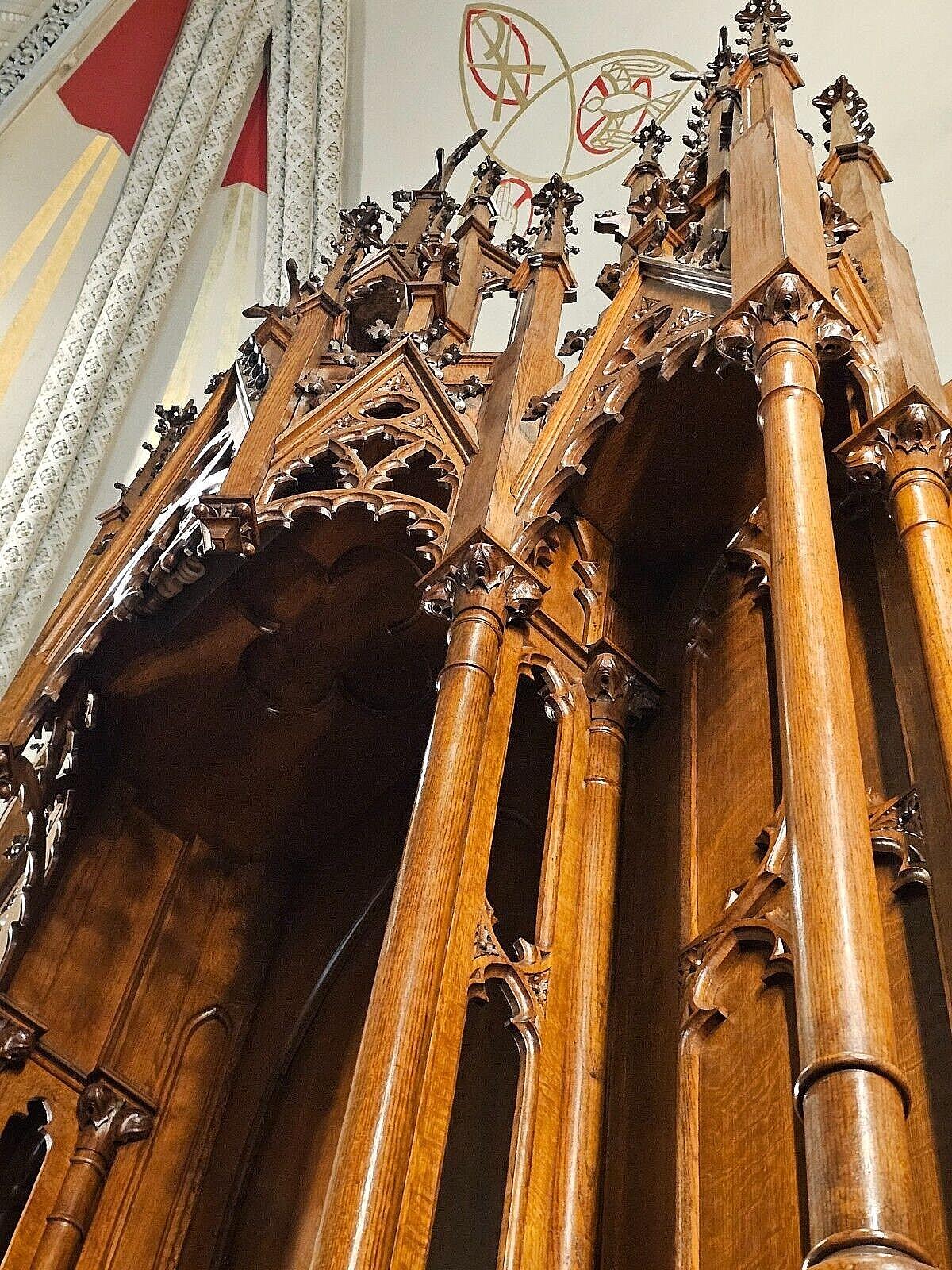 Carved Antique Victorian Neo Gothic Oak High Tall Church Altar triptych + 1865