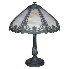 Ancienne lampe victorienne néoclassique Rainaud A&R Co Slag Glass Cast Iron Lamp