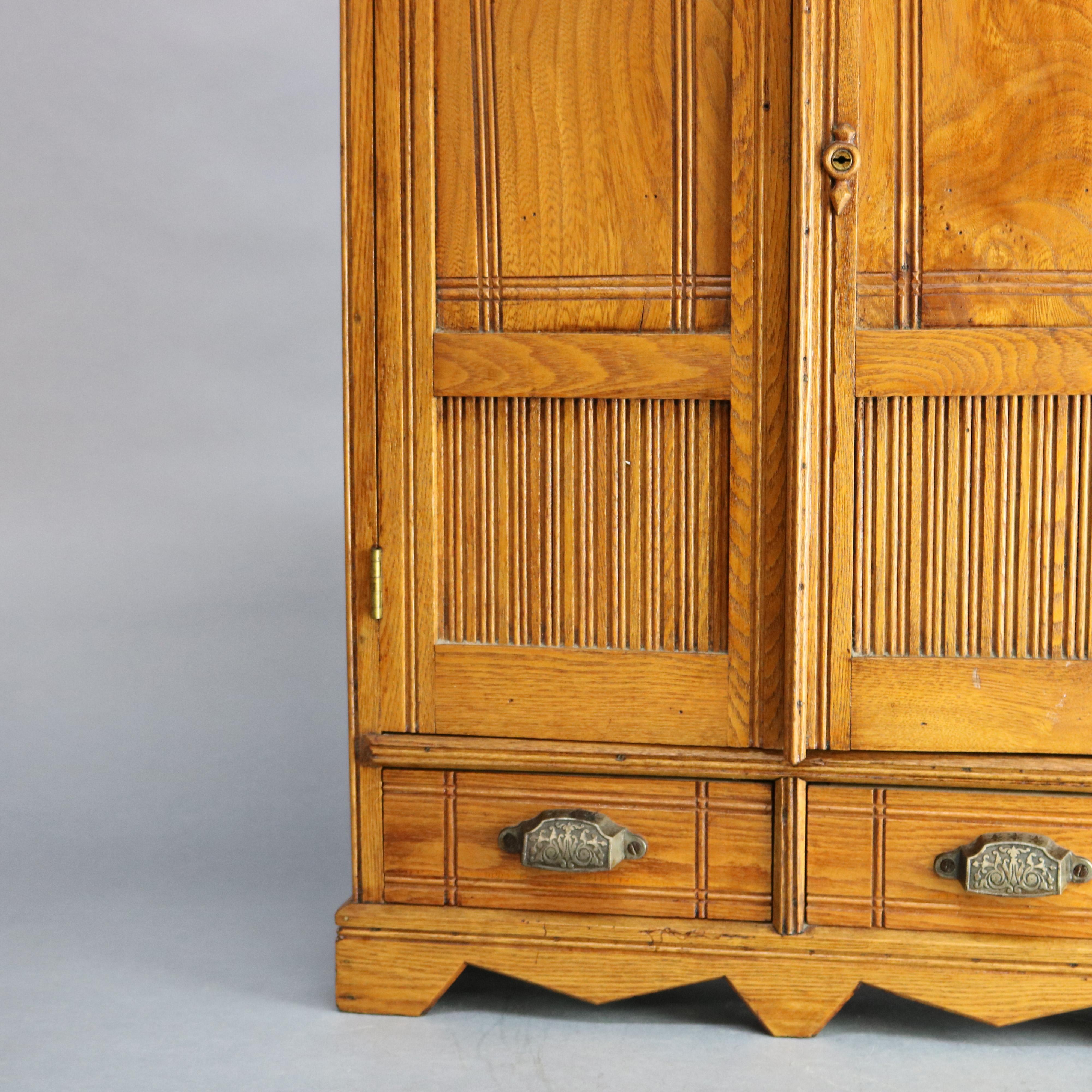 Antique Victorian Oak Bead Board Medicine Wall Cabinet, circa 1900 In Good Condition In Big Flats, NY