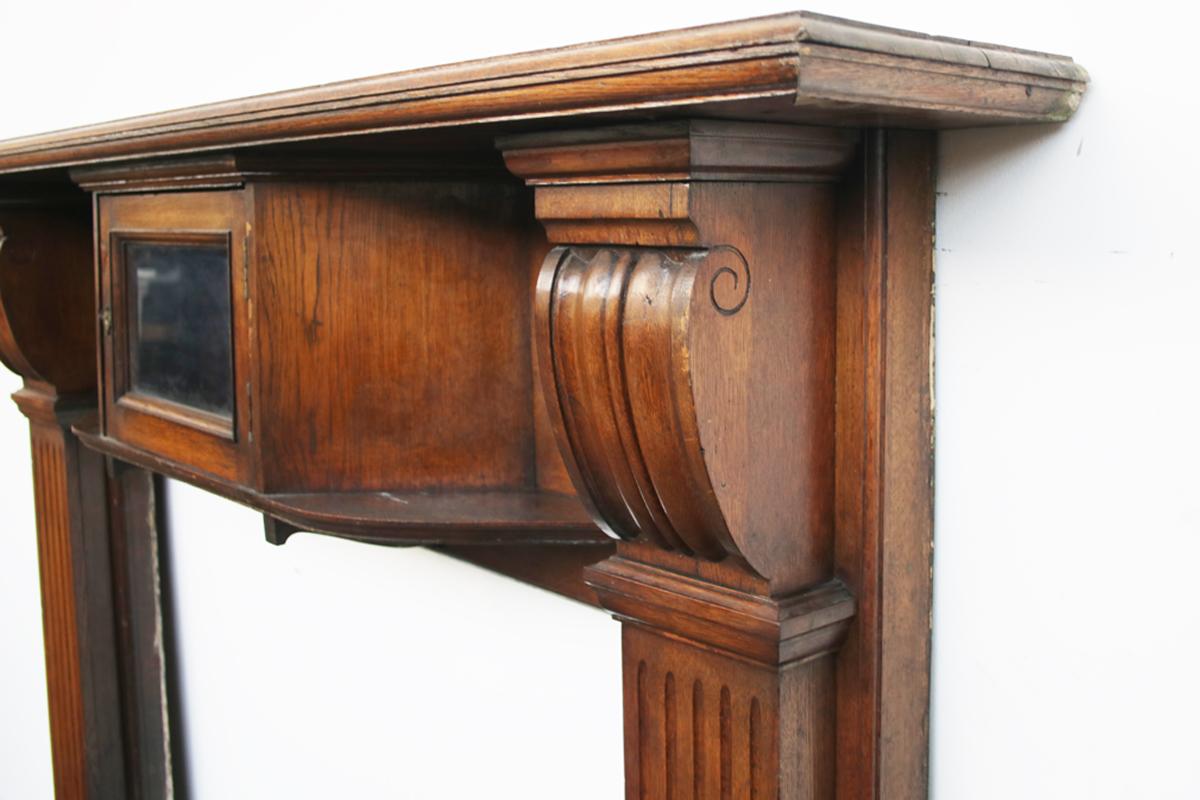 Antique Victorian Oak Fireplace Surround In Good Condition In Manchester, GB