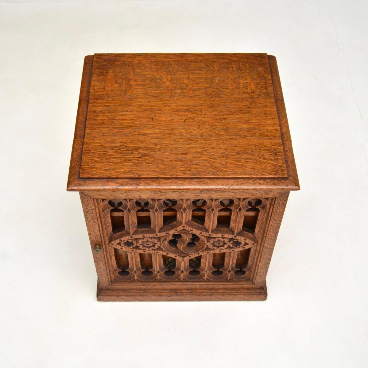 Antica cassettiera vittoriana in Oak in vendita 3