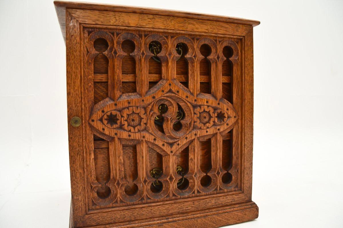 Fine XIX secolo Antica cassettiera vittoriana in Oak in vendita