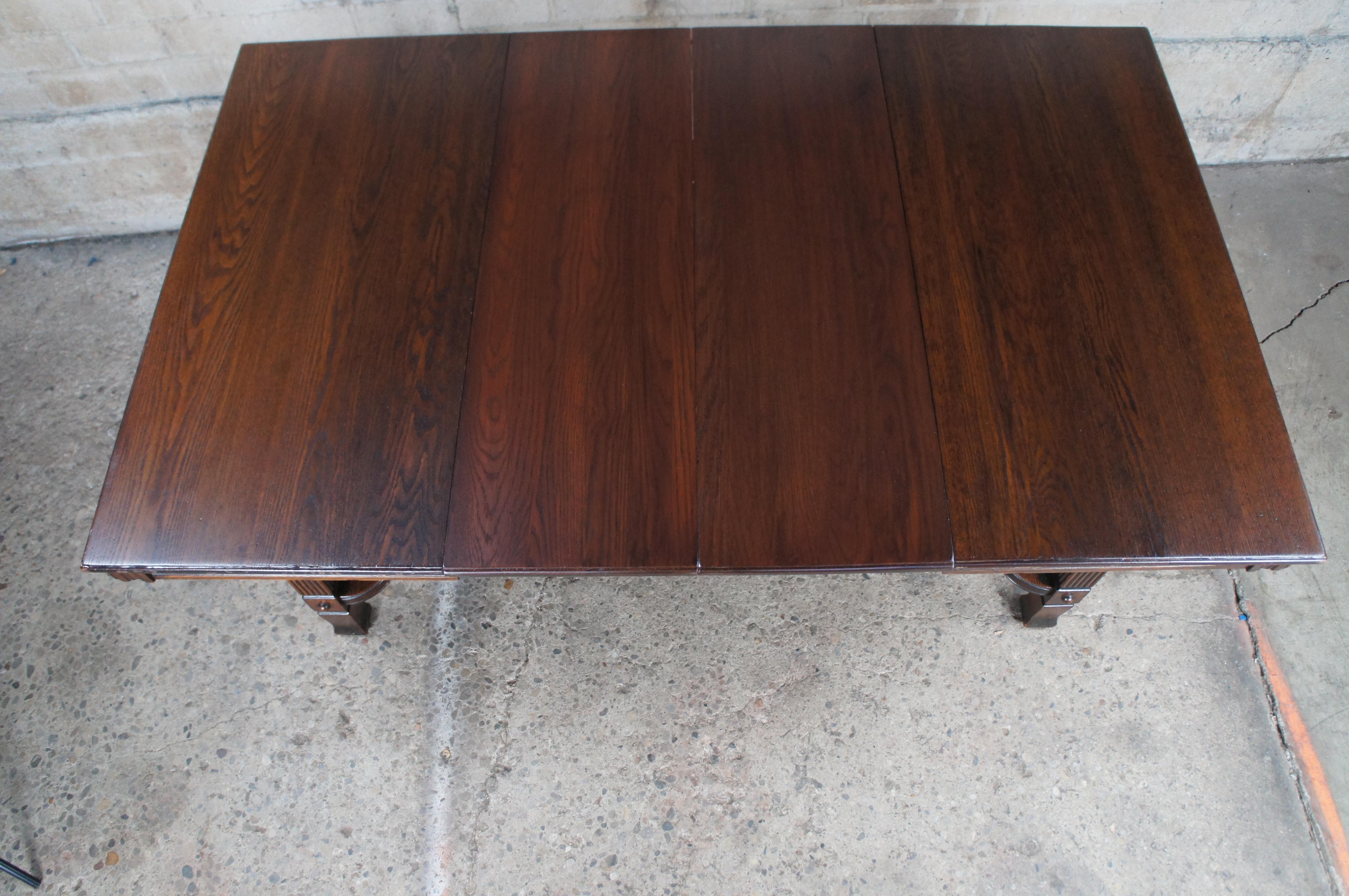 Antigua Mesa de Comedor Extensible Victoriana de Roble Cuadrada 72 en venta 6