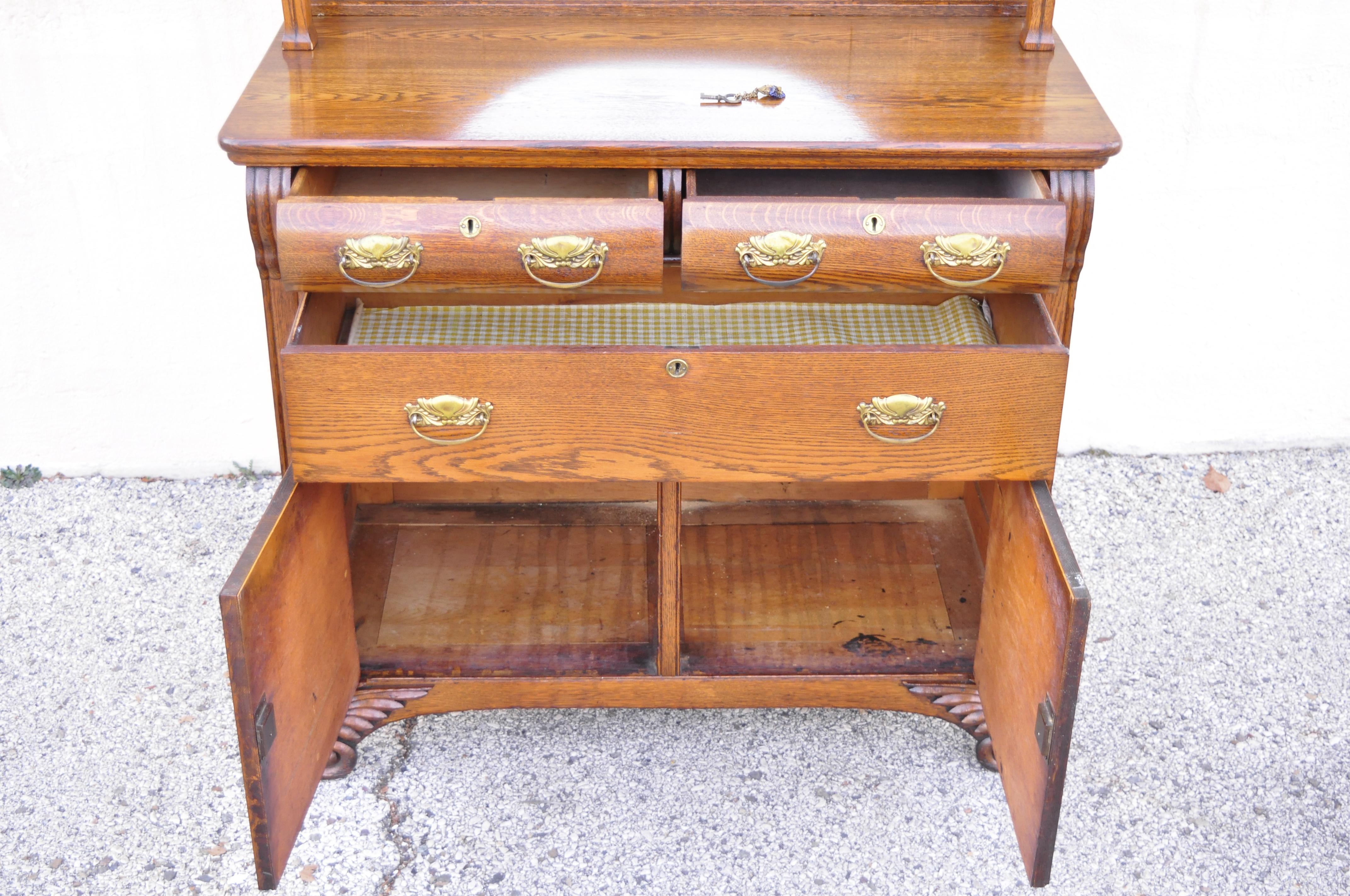 Antique Victorian Oak Wood Sideboard Buffet with Mirror Hutch Backsplash Shelf In Good Condition For Sale In Philadelphia, PA