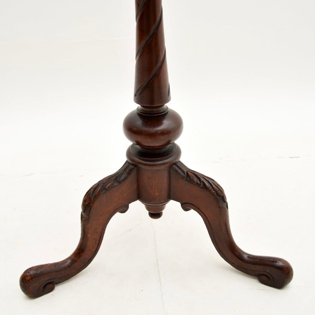 Antique Victorian Occasional Side Table For Sale 2