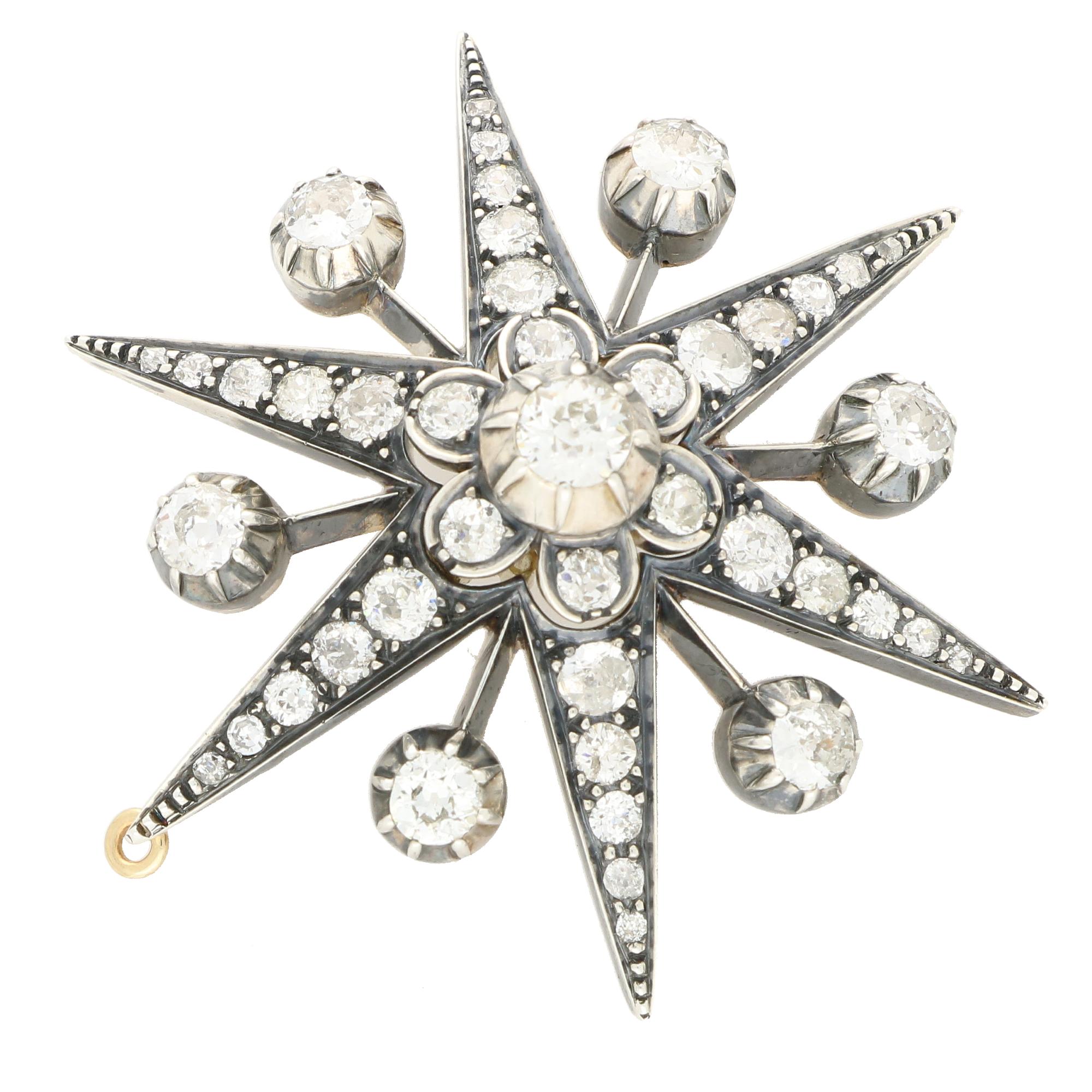 Antiguo broche / colgante victoriano de estrella convertible de diamantes talla antigua en Excelente estado para la venta en London, GB