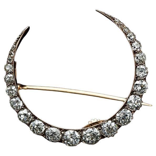 Antique Victorian Old Cut Diamond Crescent Moon Brooch in Rose Gold 19th Century For Sale