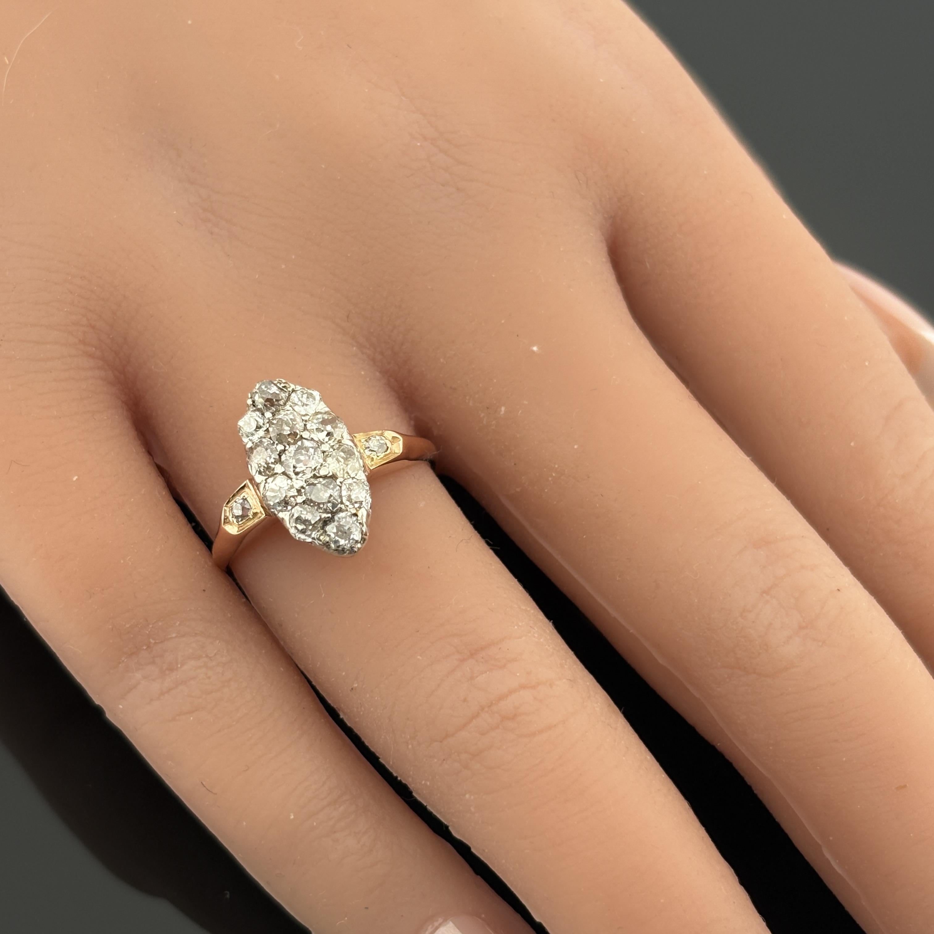 Antico anello vittoriano Old Mine Cut Cluster 18k ~1.60ctw in vendita 2