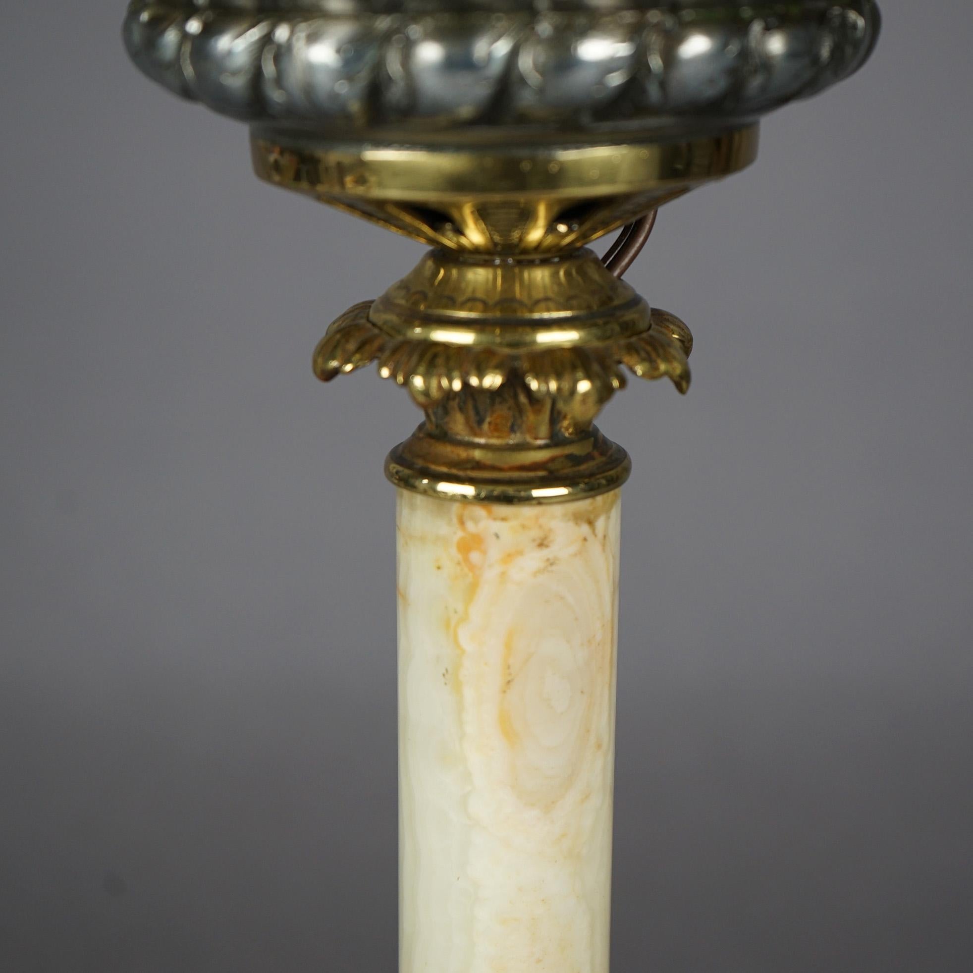 Lampe de salon victorienne ancienne en onyx, doré et métal argenté avec chérubin, c. 1890 en vente 1