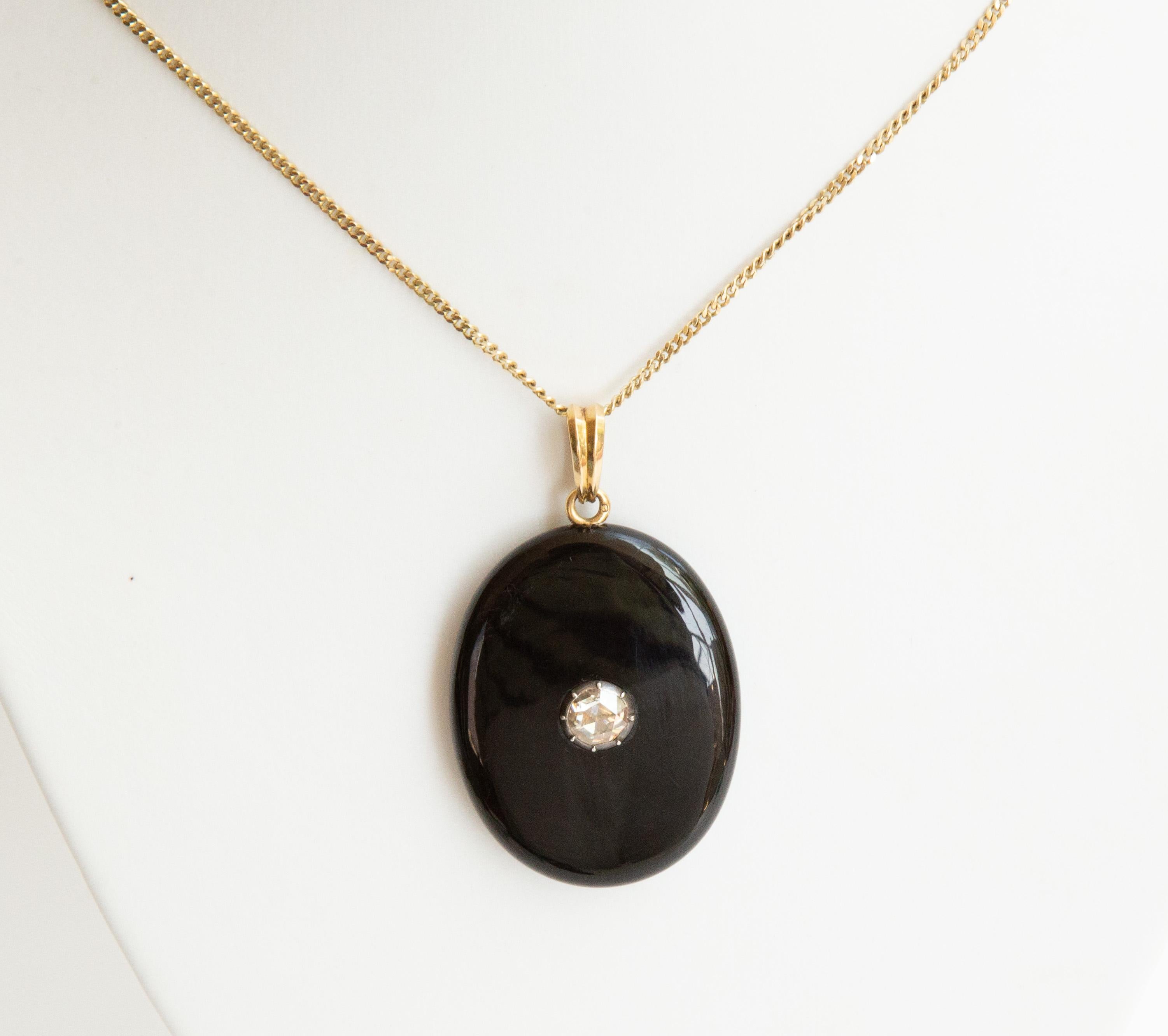 Antique Victorian Onyx Rose Cut Diamond and 14 Karat Gold Locket Pendant For Sale 4