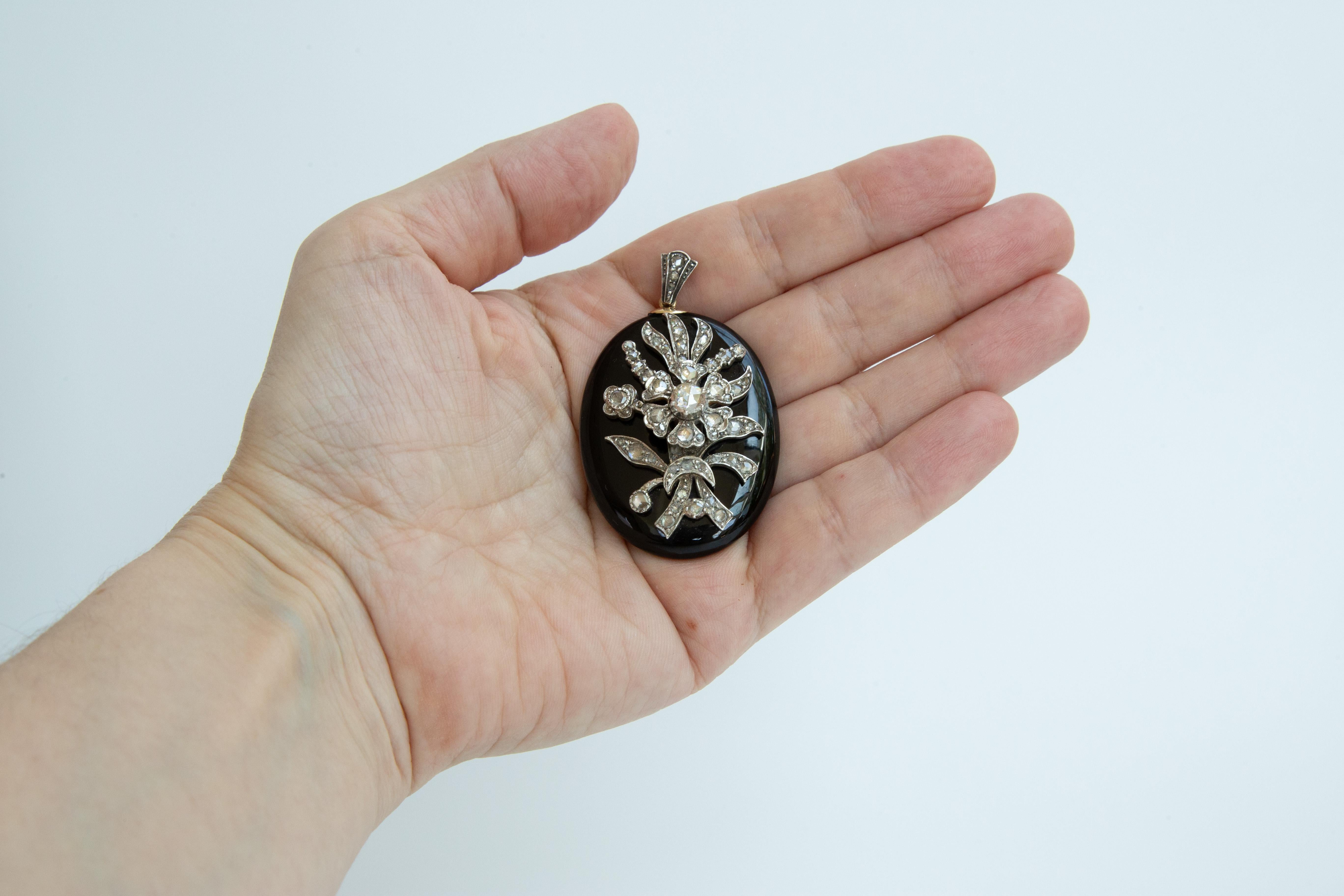 Antique Victorian Onyx Rose Cut Diamonds and 14 Karat Gold Locket Pendant For Sale 9