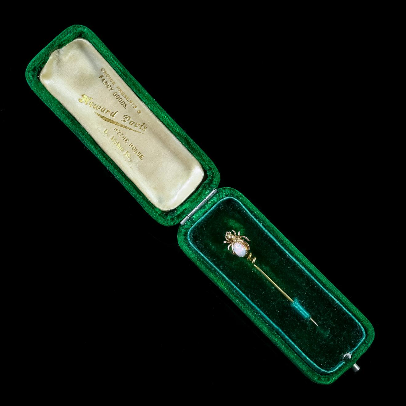 Antique Victorian Opal 15 Carat Gold Boxed circa 1900 Spider Pin For Sale 1