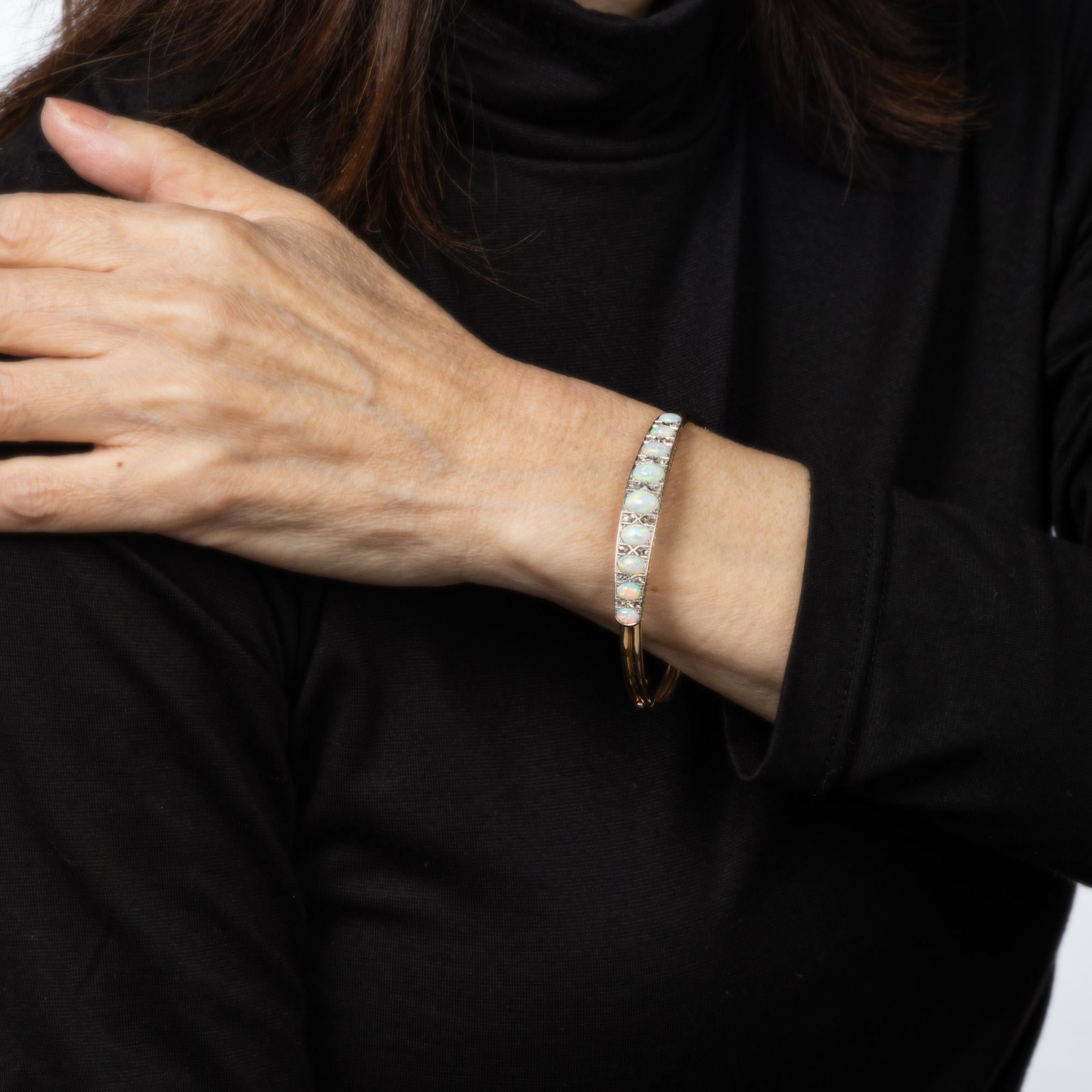Donna Bracciale antico vittoriano con diamanti e opale in oro giallo 14k Gioielli di pregio in vendita
