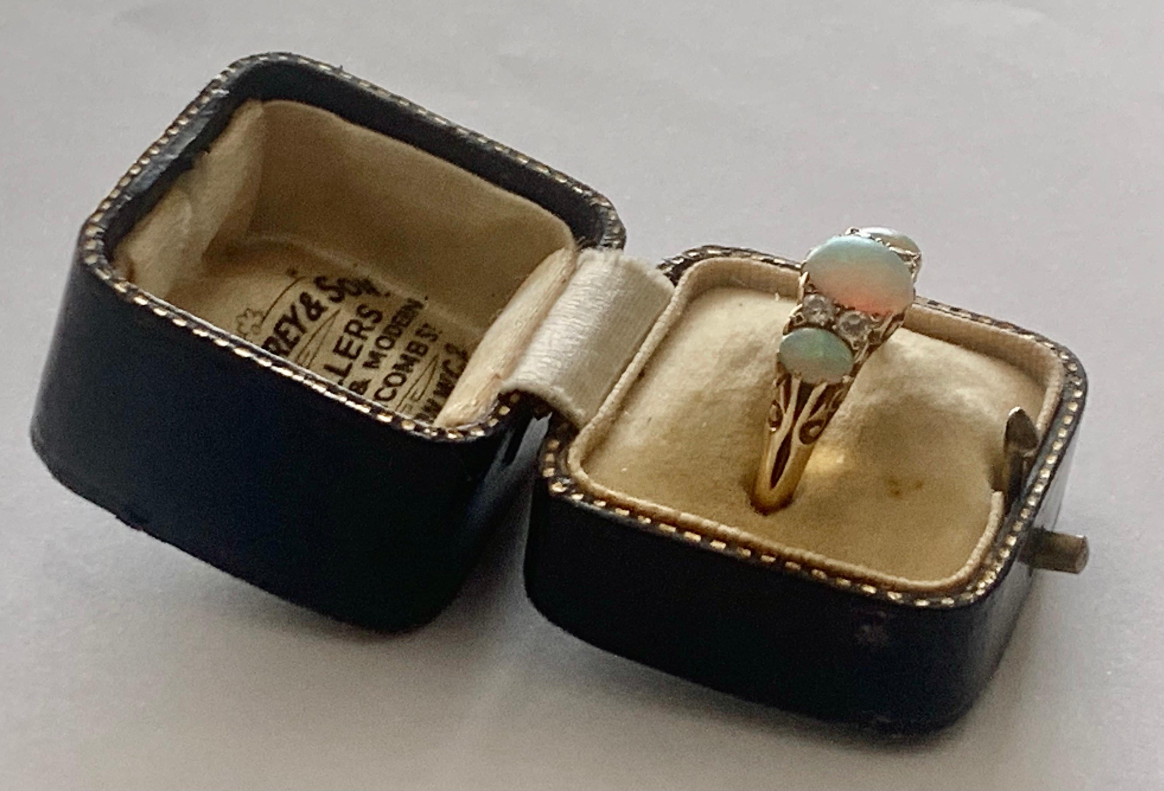 Women's or Men's Antique Victorian Opal Diamond Trilogy Ring 18ct Gold, Circa 1900