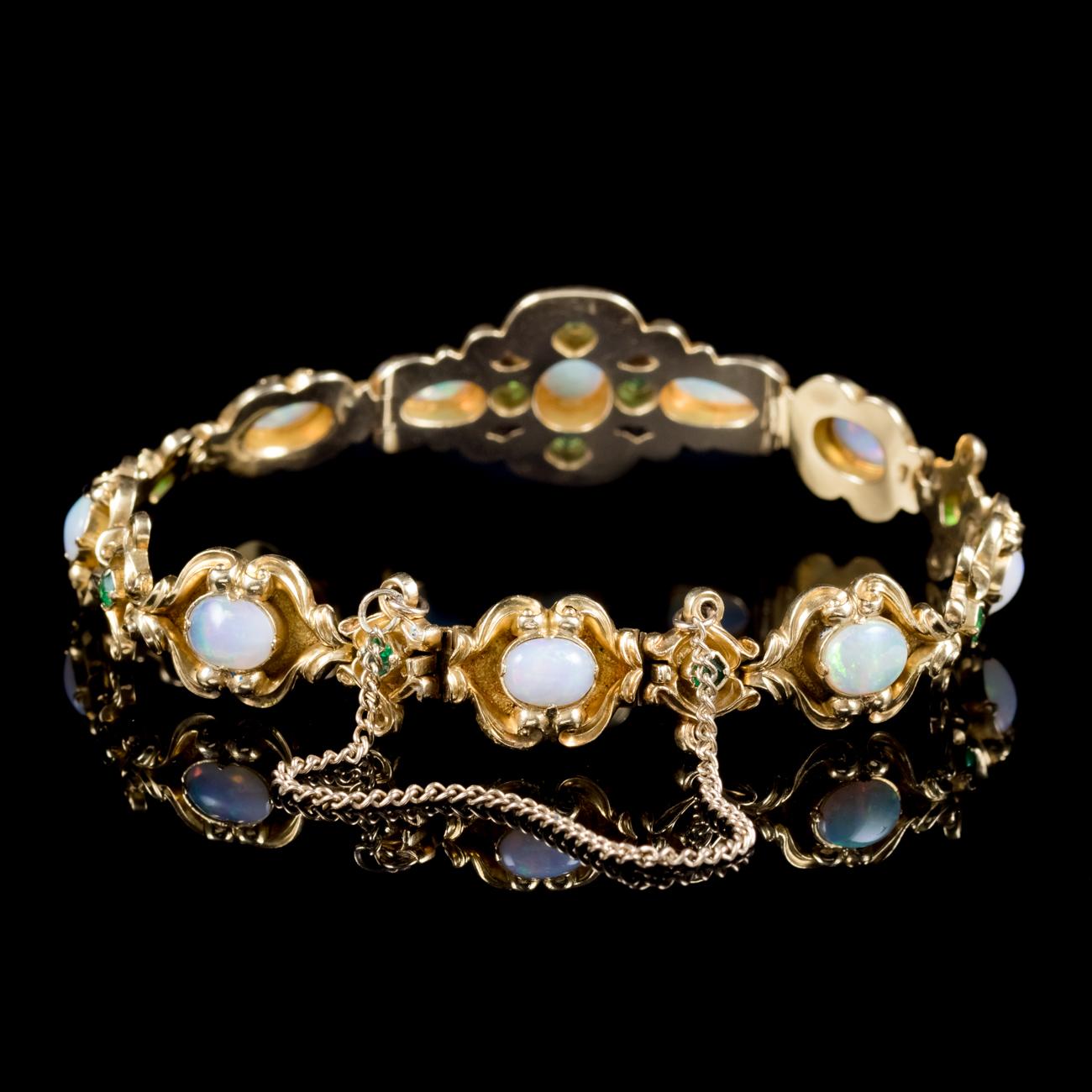 Antique Victorian Opal Emerald Bracelet 18 Carat Gold, circa 1860 In Good Condition In Lancaster, Lancashire