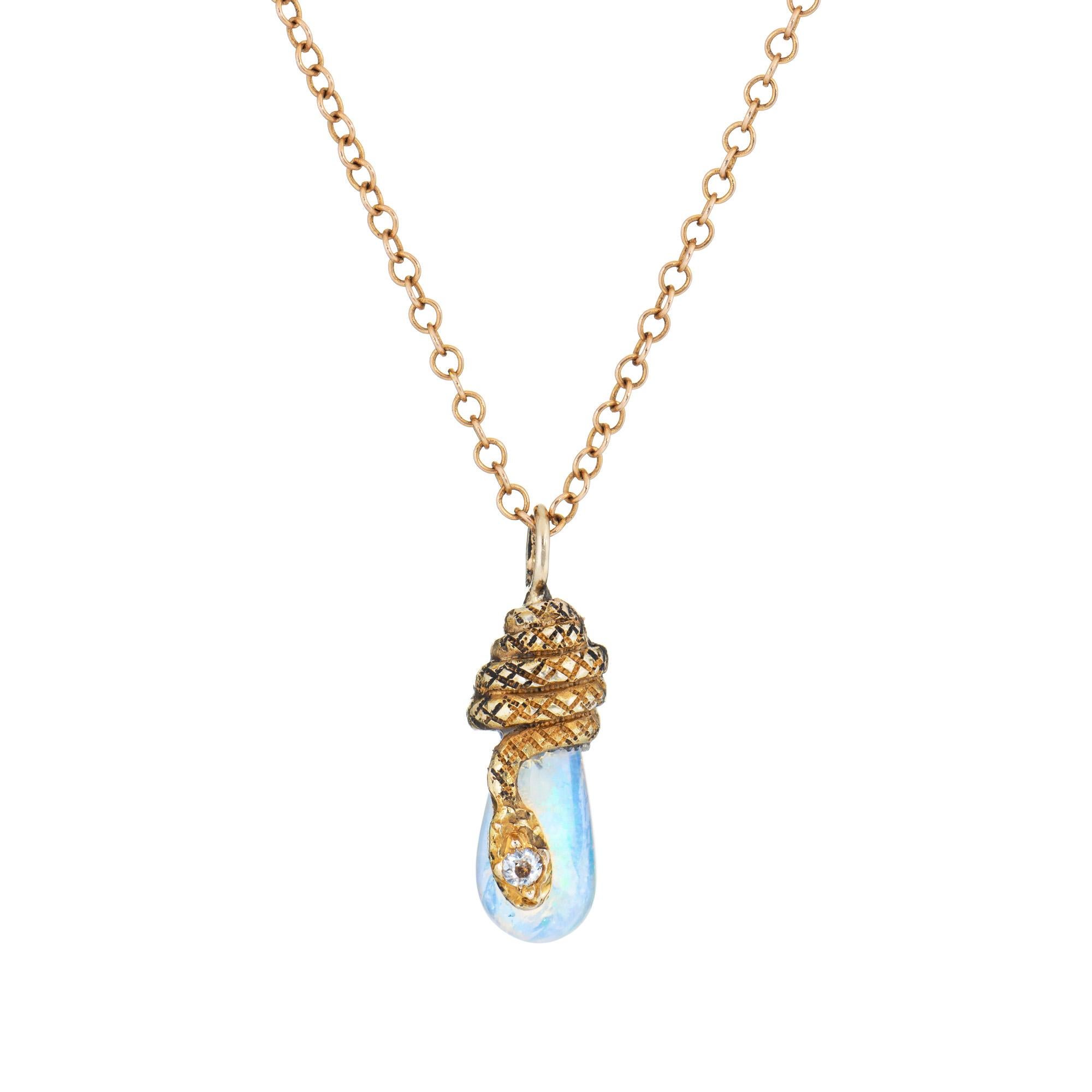 Taglio vecchia miniera Antica collana vittoriana di opale a serpente con diamante in oro 14k e catena Esemco 10k in vendita