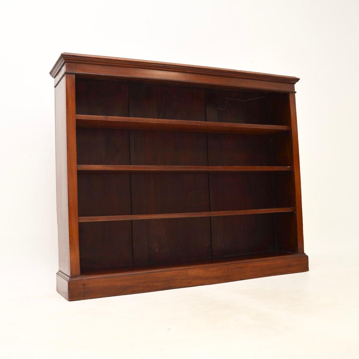 A wonderful antique Victorian open bookcase. This was made in England, it dates from around the 1880’s period.

It is of fine quality and is a very useful size with lots of storage space. The shelves are all adjustable and removable with shark teeth