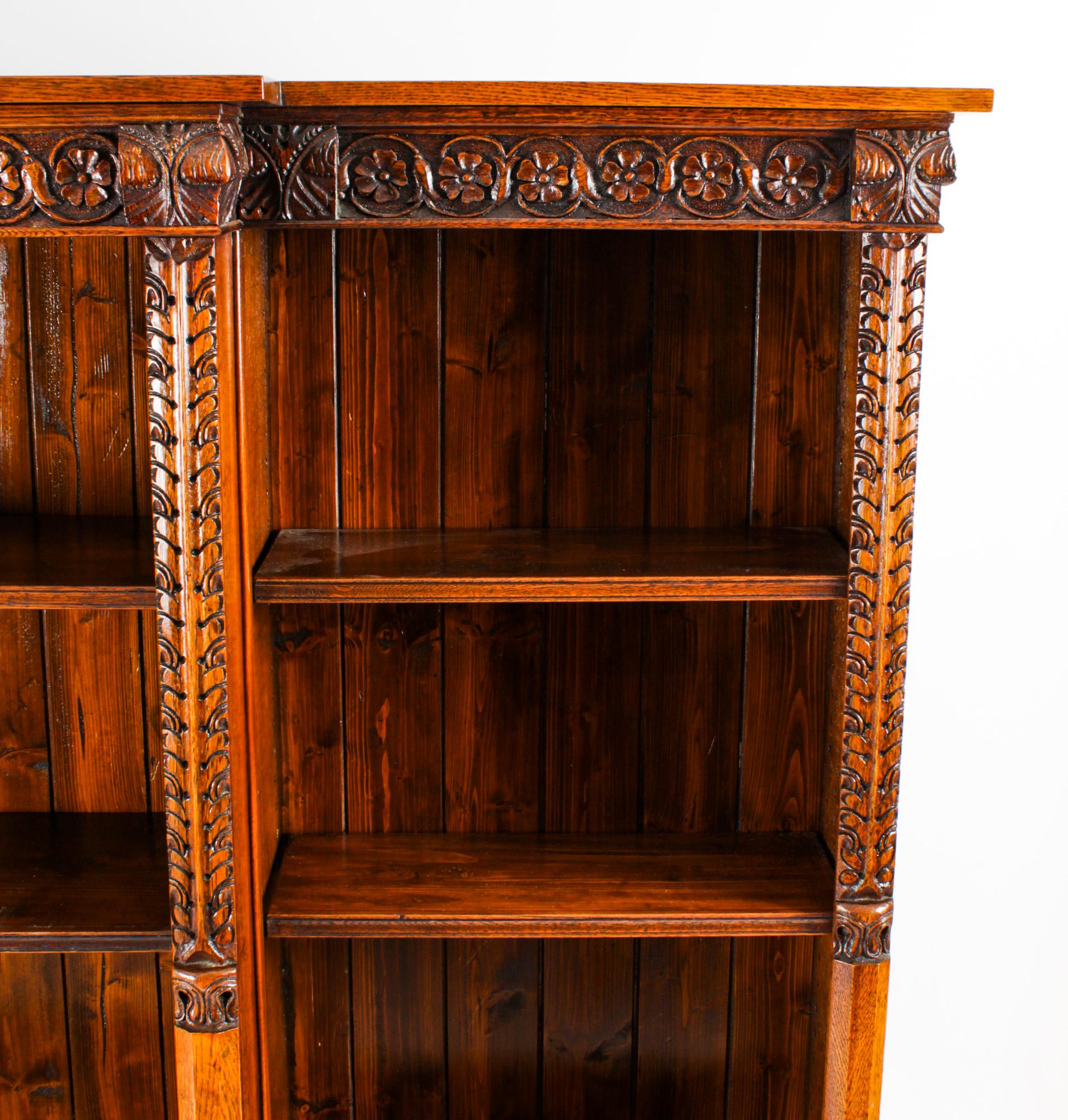 Antique Victorian Open Breakfront Open Bookcase, 19th Century For Sale 1