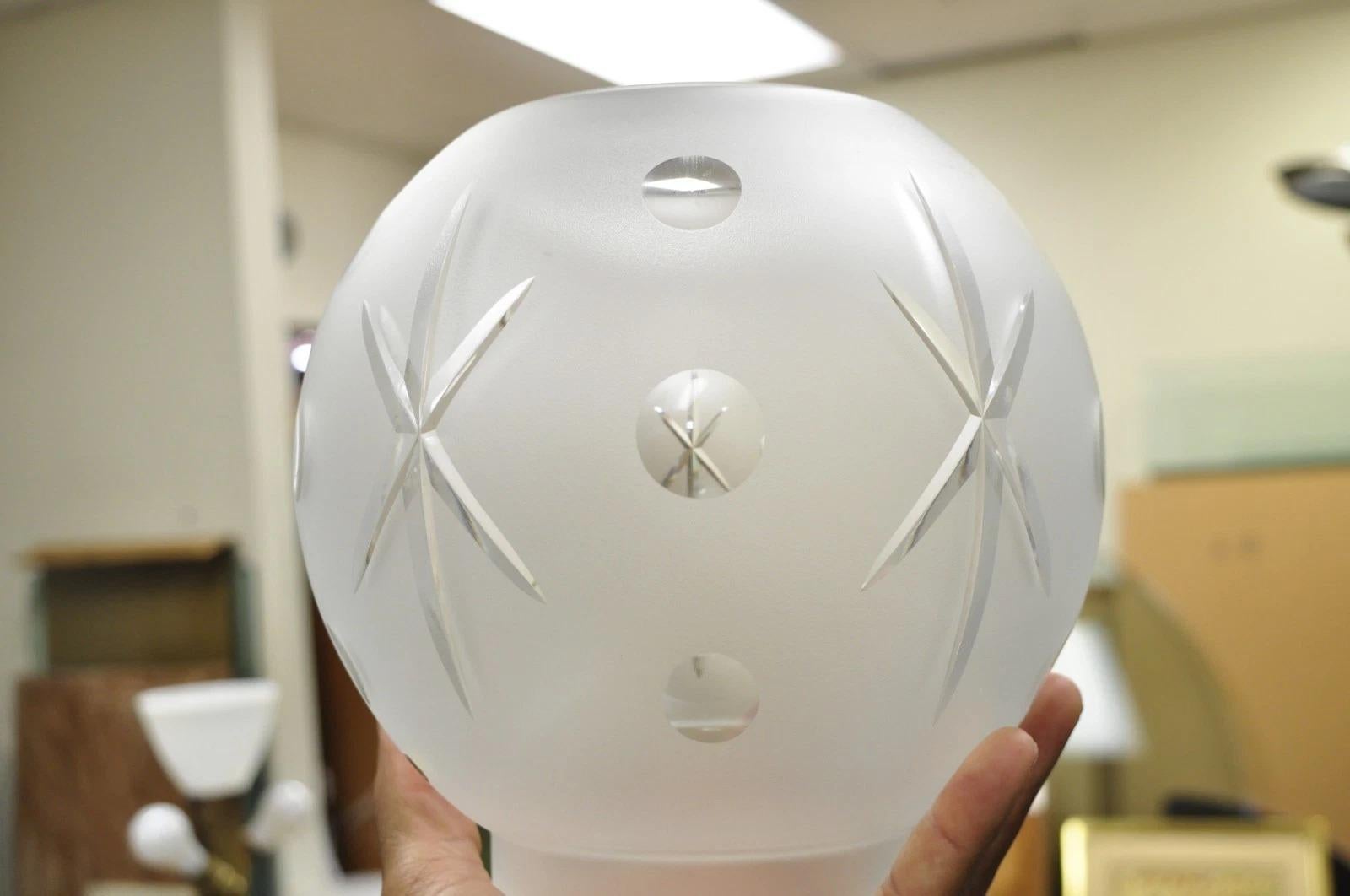 Antique Victorian Ornate Brass Converted Oil Lamp Piano Parlor Table Floor Lamp For Sale 9