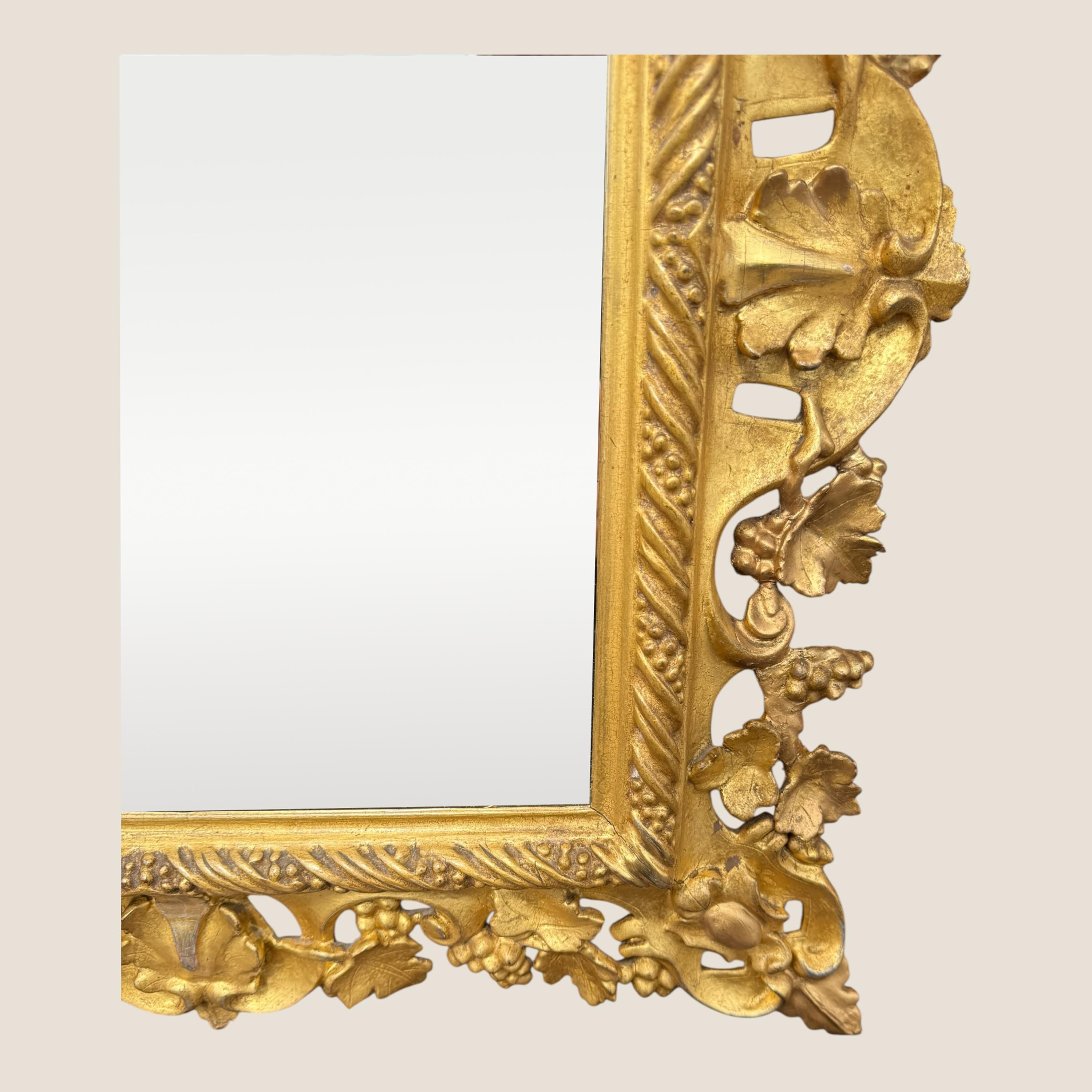 Antike viktorianische Ornate & Floral geschnitzt kleine Giltwood rechteckigen Wandspiegel im Angebot 4