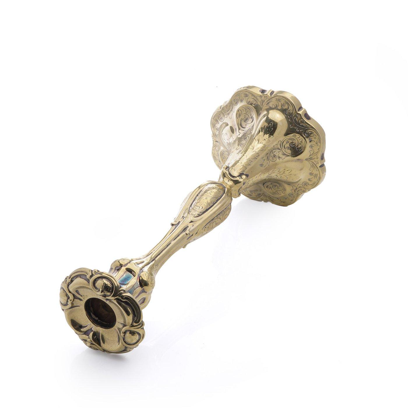 Antique Victorian Ornate Silver gilt Candlesticks In Good Condition For Sale In Braintree, GB