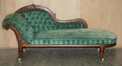 ANTIQUE VICTORIAN ORNATELY HAND CARVED WALNUT CHAiSE LOUNGE PORCELAIN CASTORS