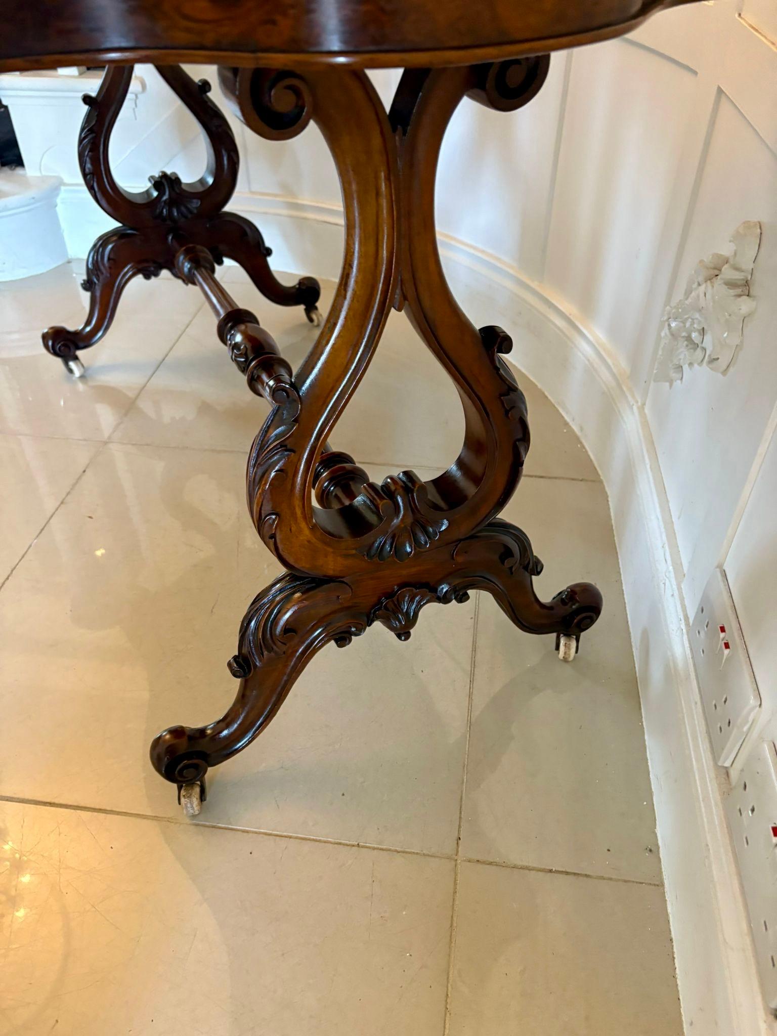 Antique Victorian Outstanding Quality Burr Walnut Centre Table For Sale 5