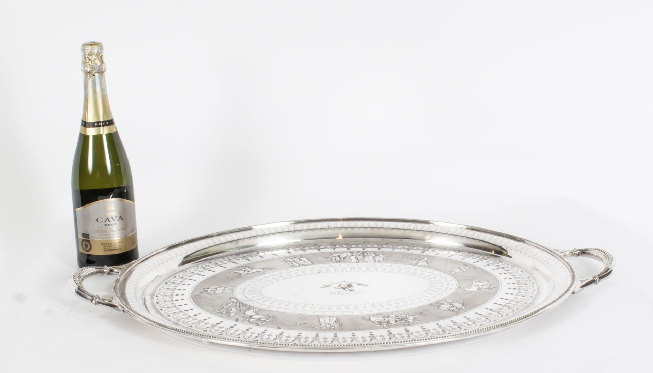 Antique Victorian Oval Silver Plated Tray Walker & Hall, 19th Century For Sale 7