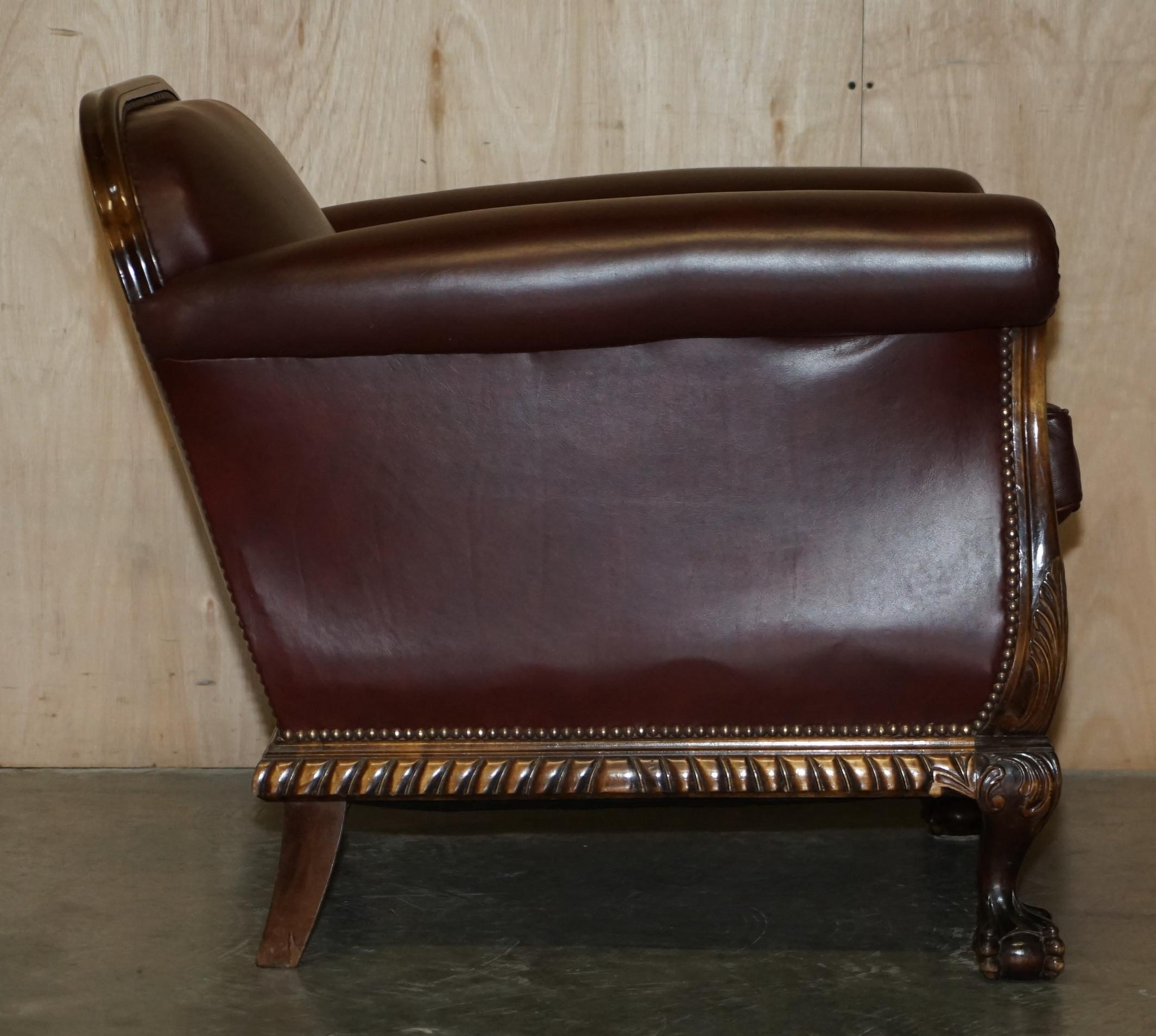 Antique Victorian Pair of Claw & Ball Feet Brown Leather Walnut Club Armchairs For Sale 10