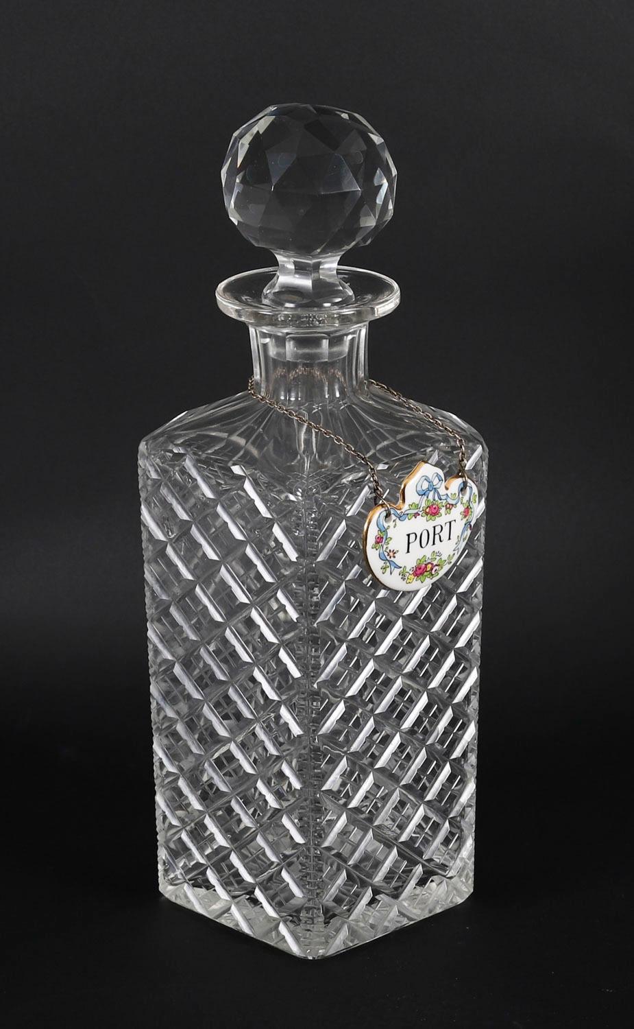 Ancienne paire victorienne de carafes à décanter en cristal taillé en forme d'ongle Circa 1880 19ème siècle en vente 2