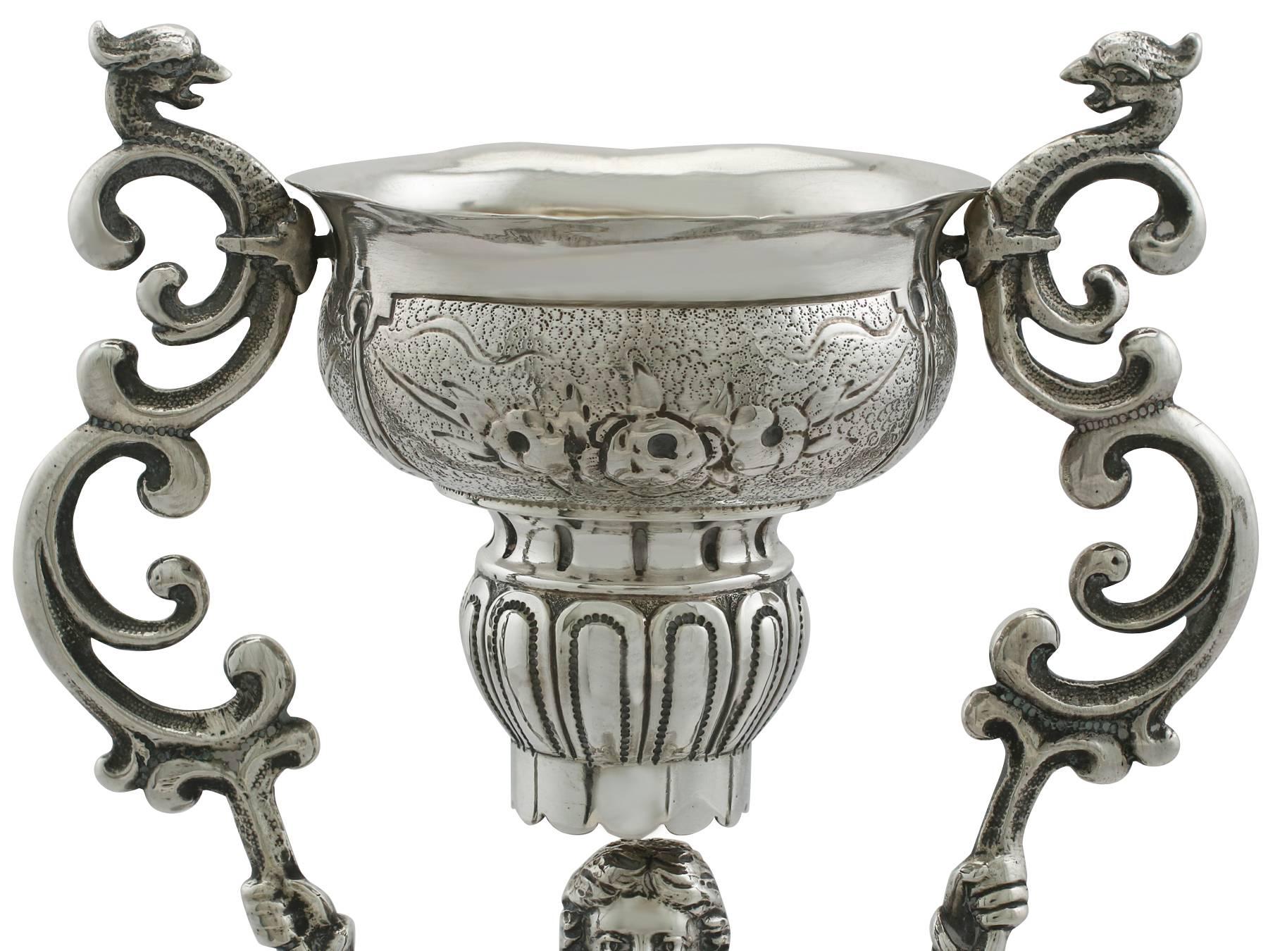 Antique Victorian Pair of Sterling Silver Wager Cups In Excellent Condition In Jesmond, Newcastle Upon Tyne