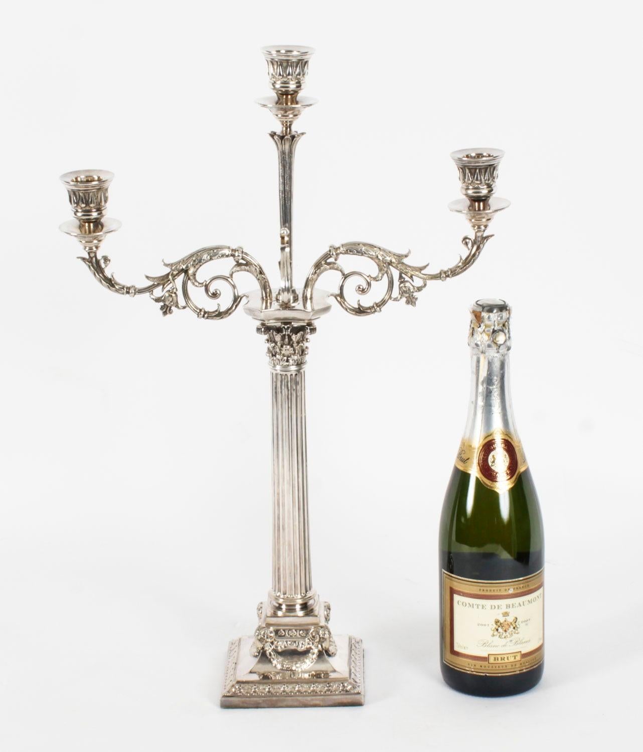 Antica coppia vittoriana di candelabri a tre luci di Elkington 1886 del XIX secolo in vendita 12
