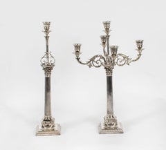 Antica coppia vittoriana di candelabri a tre luci di Elkington 1886 del XIX secolo