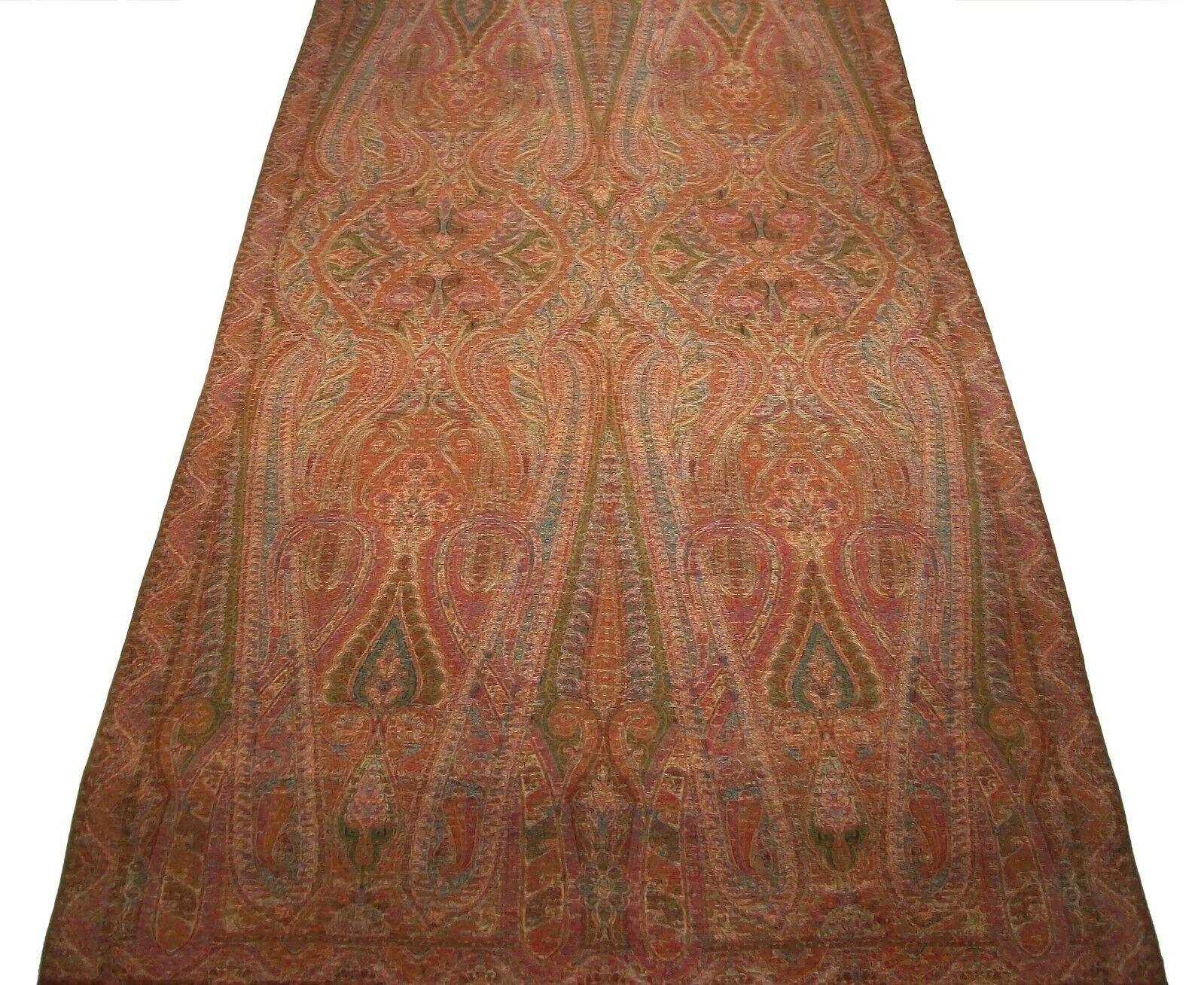Antique Victorian Paisley Shawl, Fine Weave, circa 1850's For Sale 3