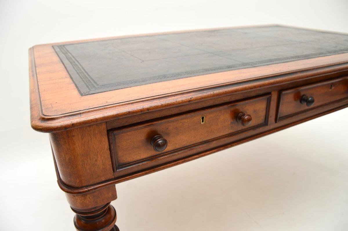 Antique Victorian Partners Desk / Writing Table For Sale 4