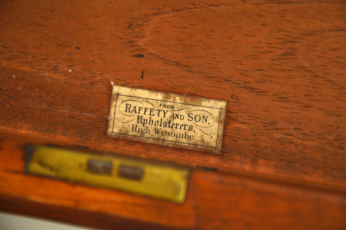 Antique Victorian Partners Desk / Writing Table For Sale 5