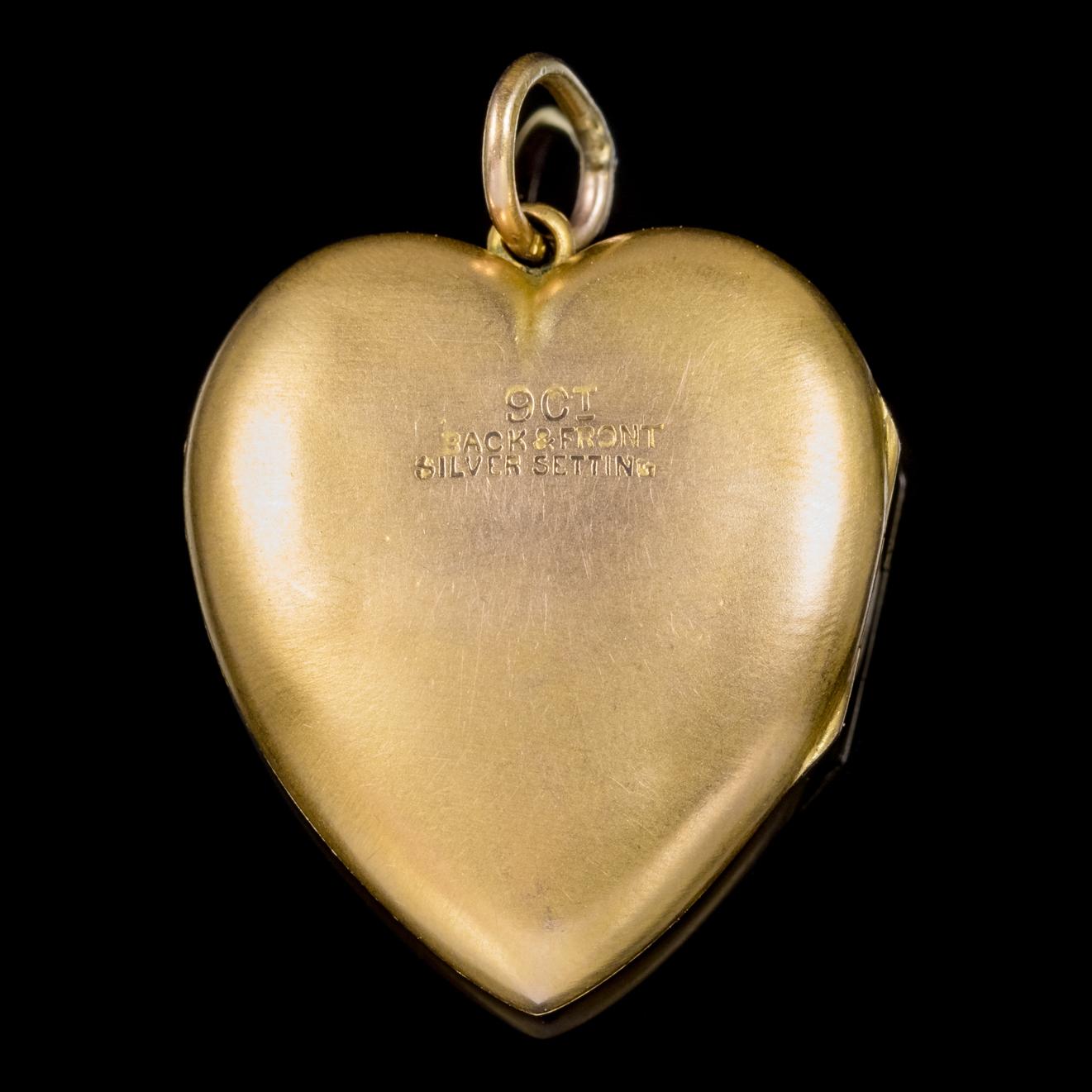 Antique Victorian Paste Lyre Heart Locket 9 Carat Gold Back and Front In Excellent Condition For Sale In Lancaster, Lancashire