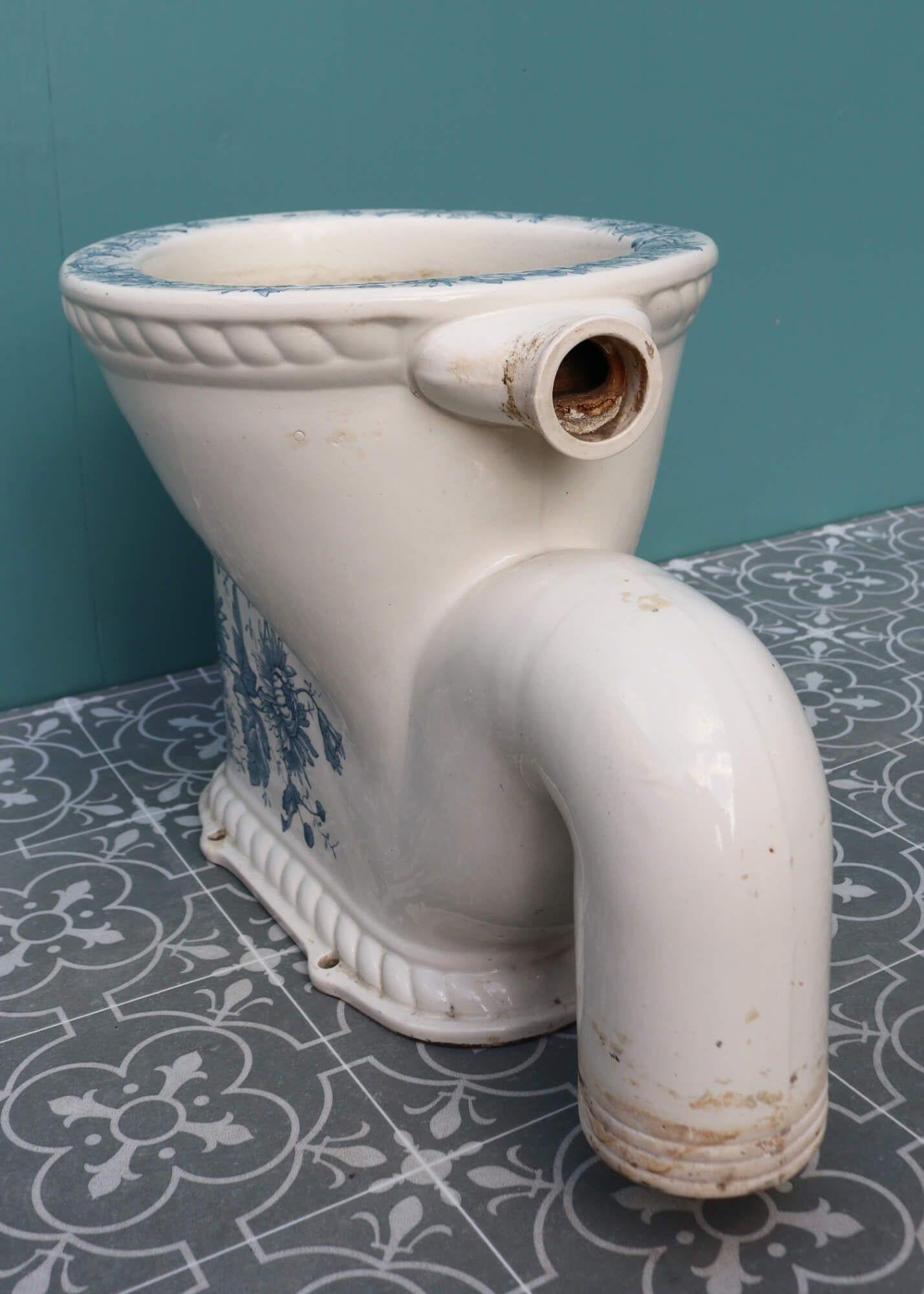 Porcelain Antique Victorian Patterned Waterfall Toilet with S Trap