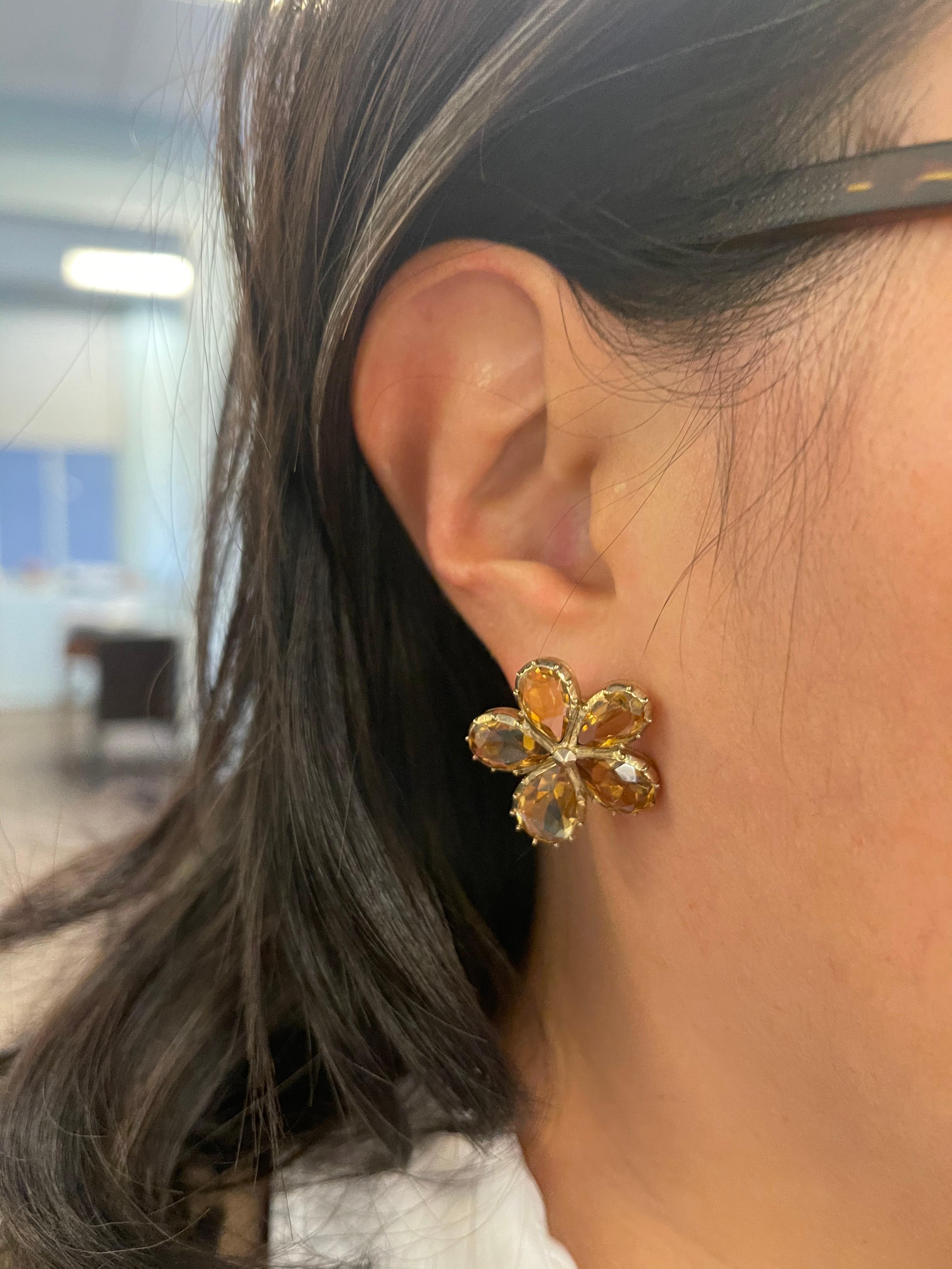 Antique Victorian Pear Shaped Citrine 9 Karat Gold Pansy Earrings In Good Condition For Sale In New York, NY