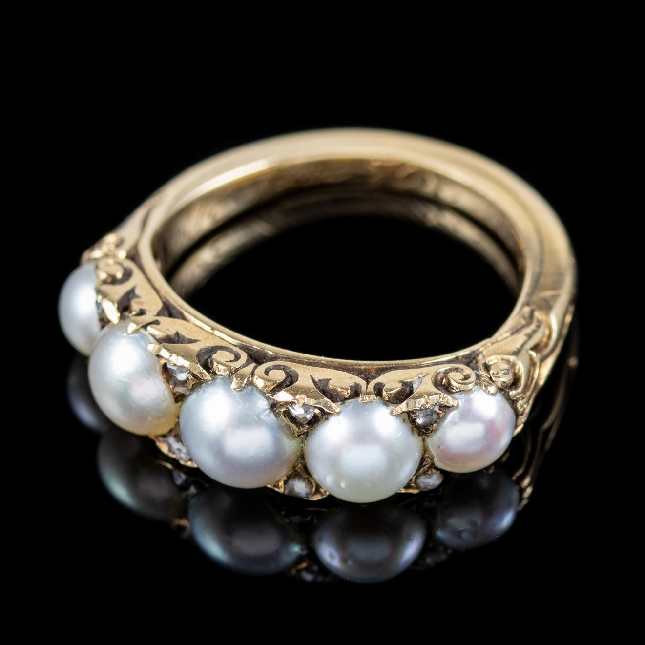 Women's Antique Victorian Pearl Diamond 18 Carat Gold, circa 1860 Ring