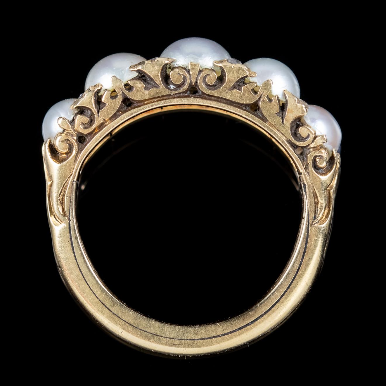 Antique Victorian Pearl Diamond 18 Carat Gold, circa 1860 Ring 1