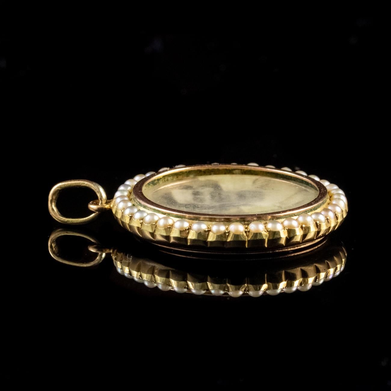 Women's Antique Victorian Pearl Double Side Photo Locket Pendant 15 Carat Gold For Sale
