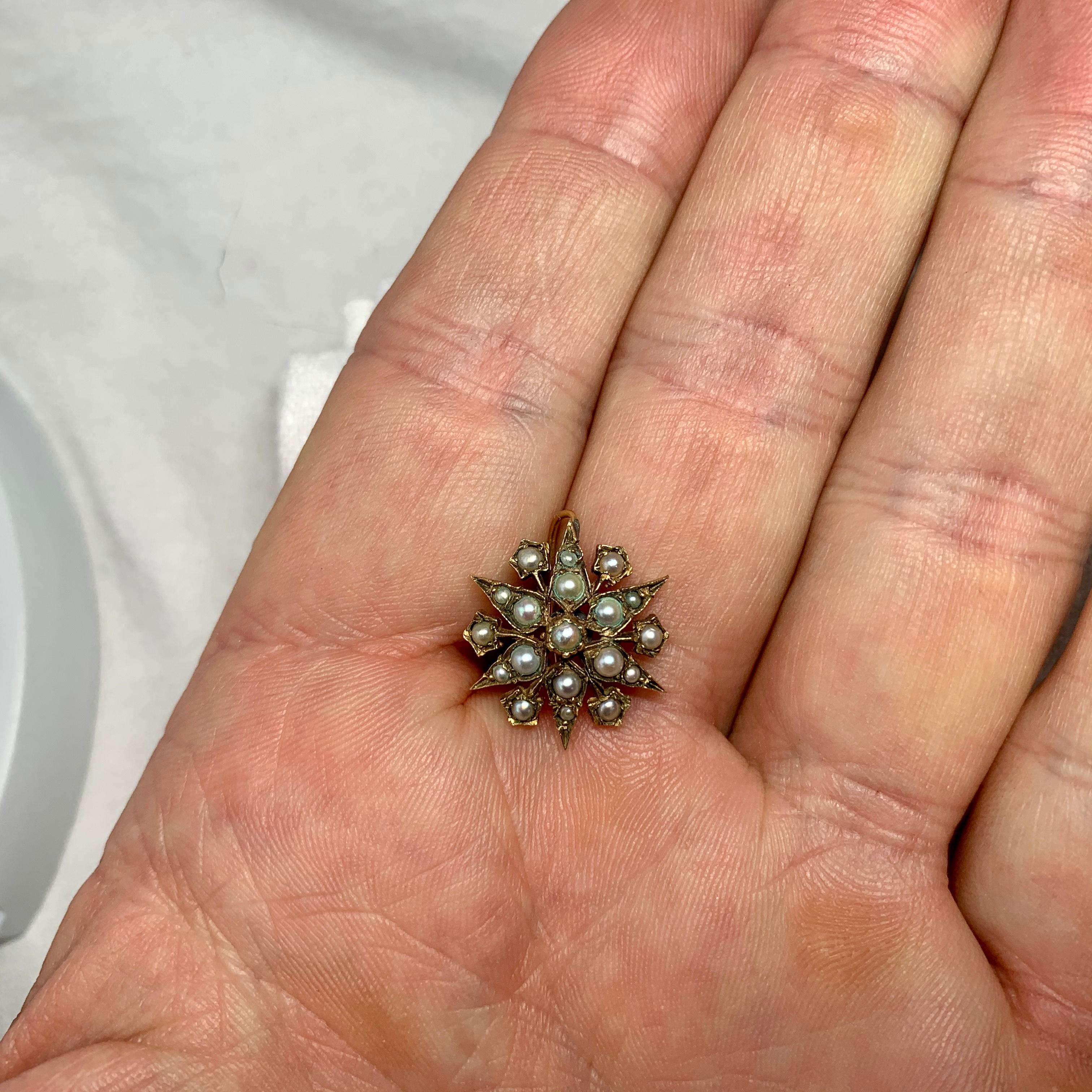 Antique Victorian Pearl Earrings 14 Karat Gold Star Snowflake Motif In Good Condition In New York, NY