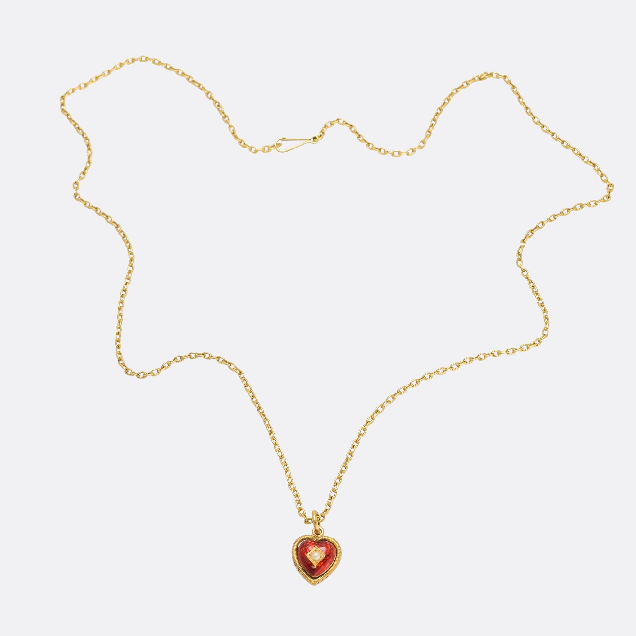 antique heart pendant