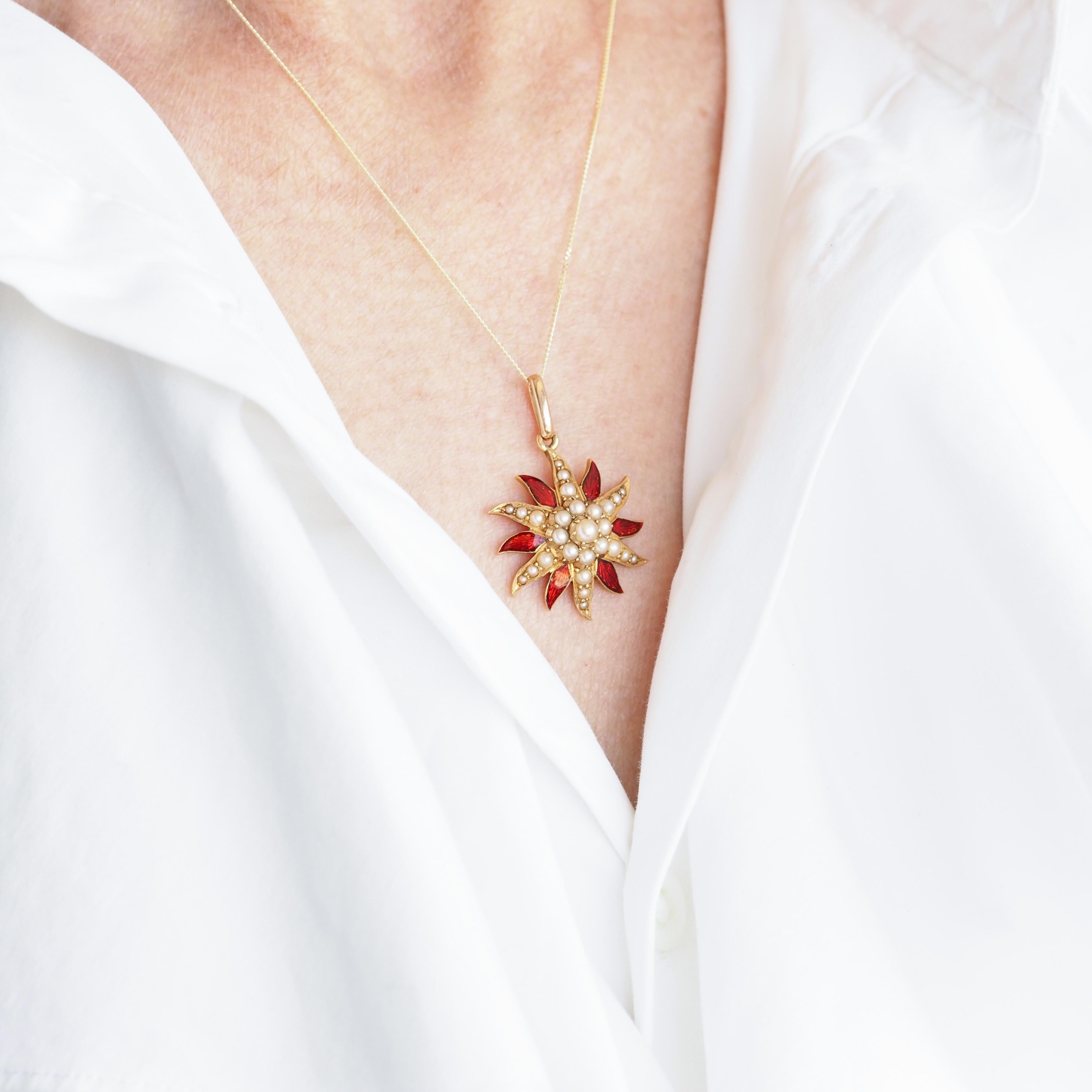 Cabochon Antique Victorian Pearl Star Pendant Necklace with Red Enamel 15K Gold - c.1900 in vendita