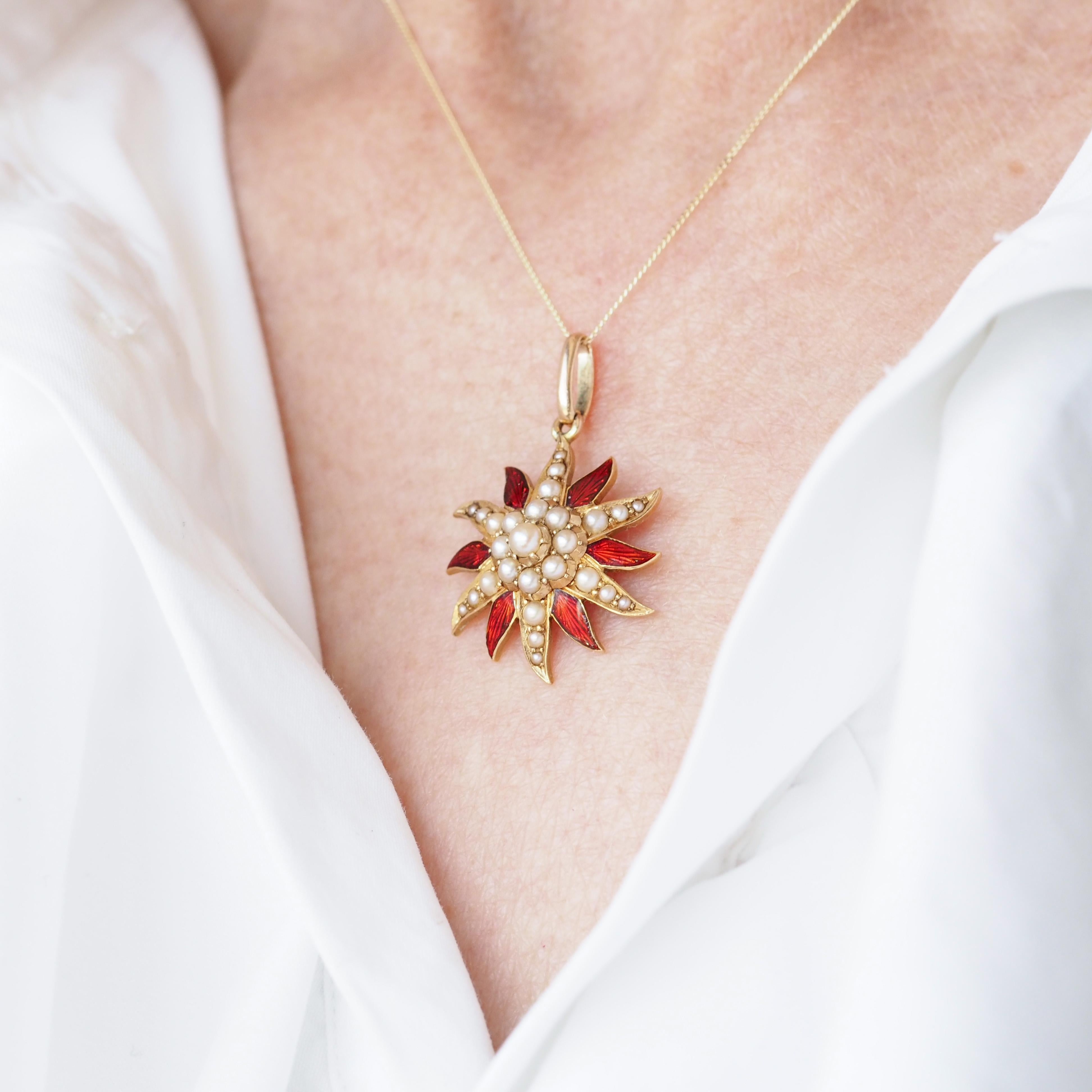 Antique Victorian Pearl Star Pendant Necklace with Red Enamel 15K Gold - c.1900 In condizioni buone in vendita a London, GB