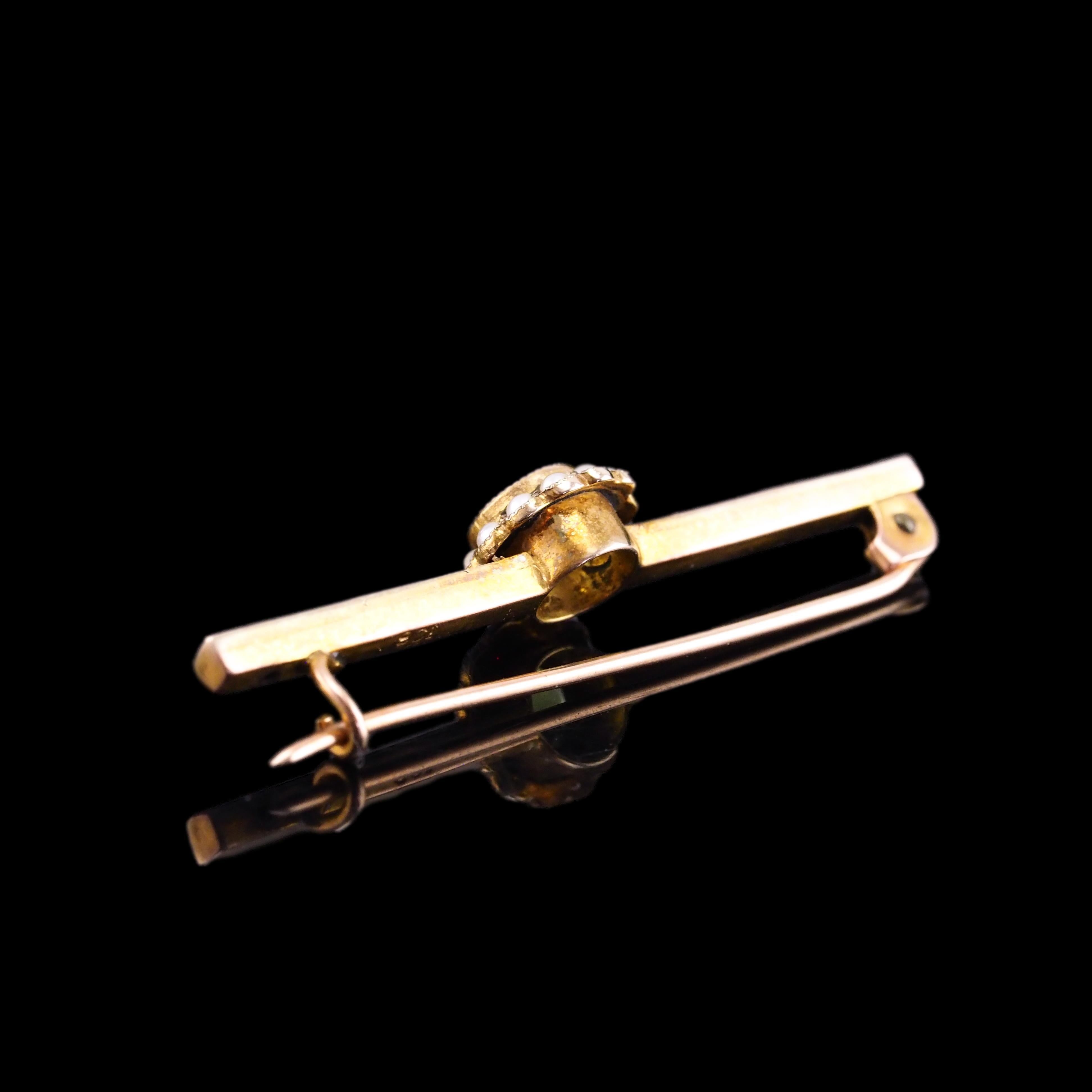 Antique Victorian Peridot and Seed Pearl Cluster Brooch 9K Gold - c.1900 For Sale 2