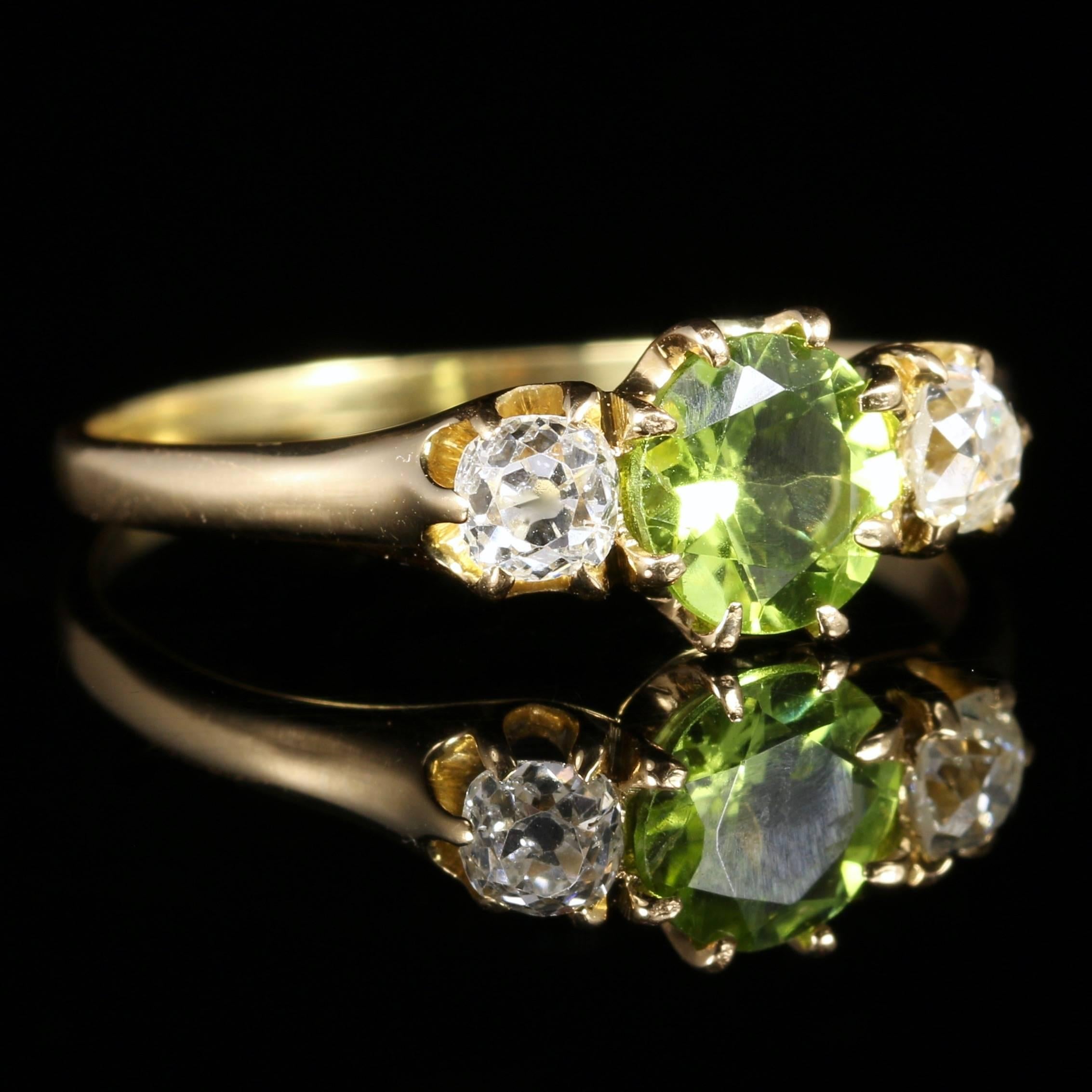 Antique Victorian Peridot Diamond Ring Trilogy 18 Carat Gold, circa 1890 In Excellent Condition In Lancaster, Lancashire